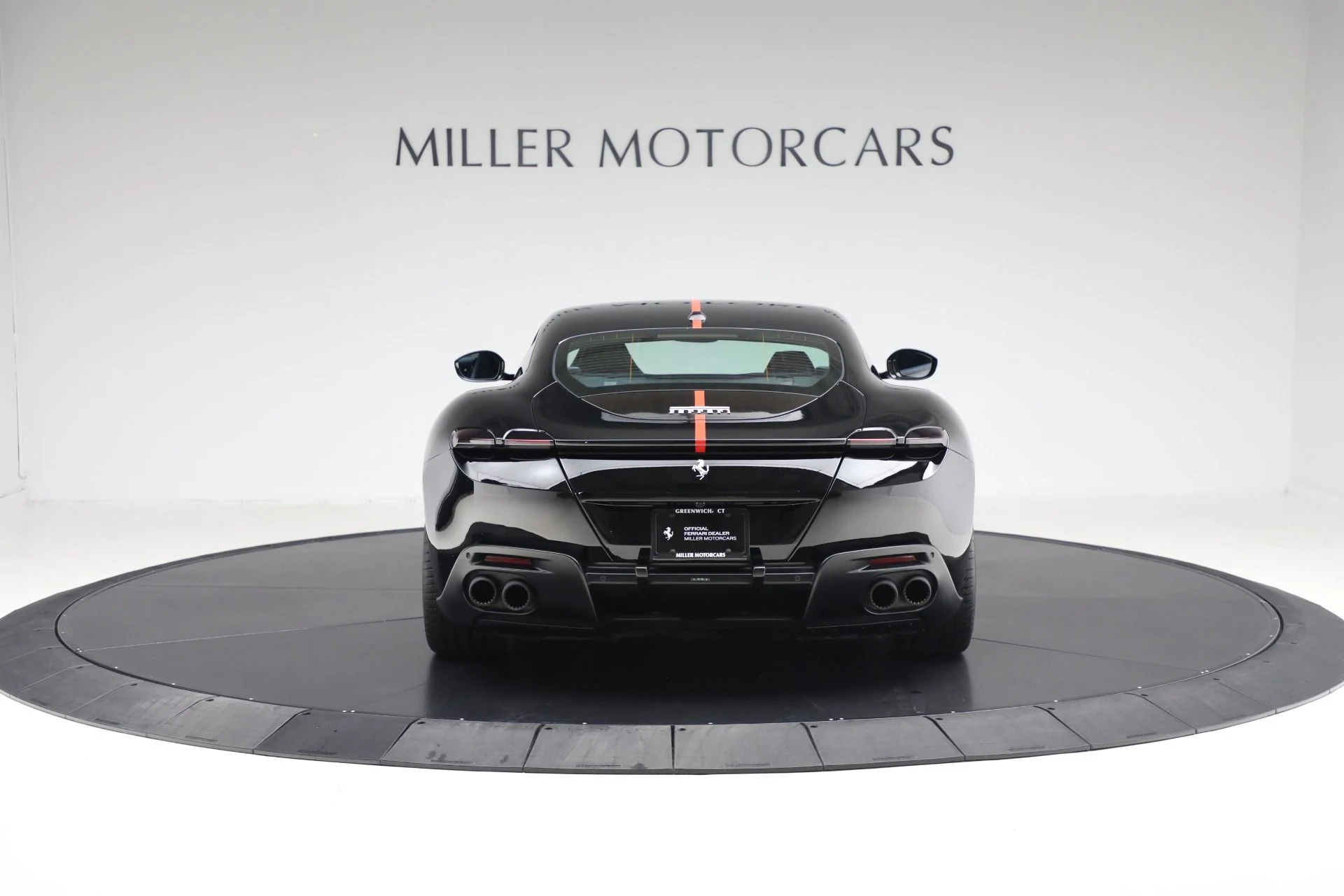 mph005_3607905818_Used_2022_Ferrari_Roma_bd44ef73c3