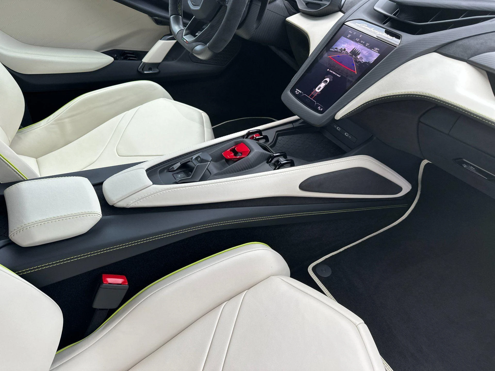 mph005_3610605257_New_2026_Lamborghini_Revuelto_1772877556_6d5363ed15