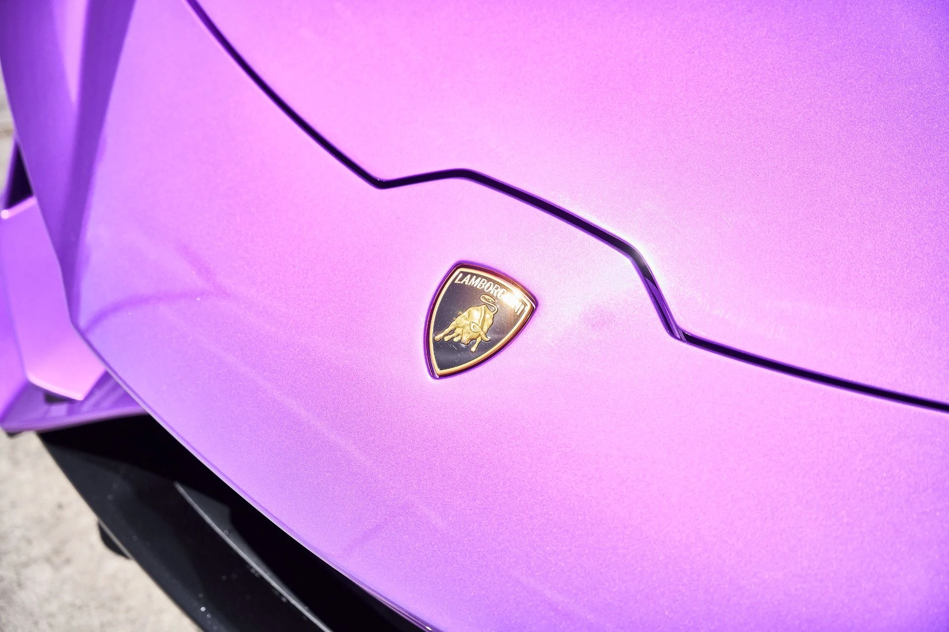 mph005_3617944850_Used_2024_Lamborghini_Huracan_EVO_Base_1776733832_95a3ef4a8a