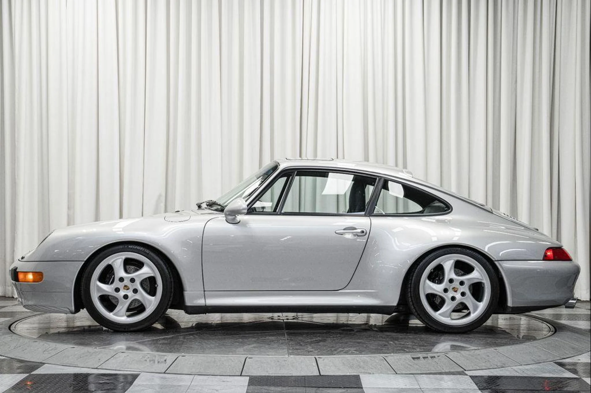 mph005_3632883745_Qk_VA_Qqa_T_Ni_Vo_Rrjpg_N_Mmp52_Yt_DM_c40b9e33fd