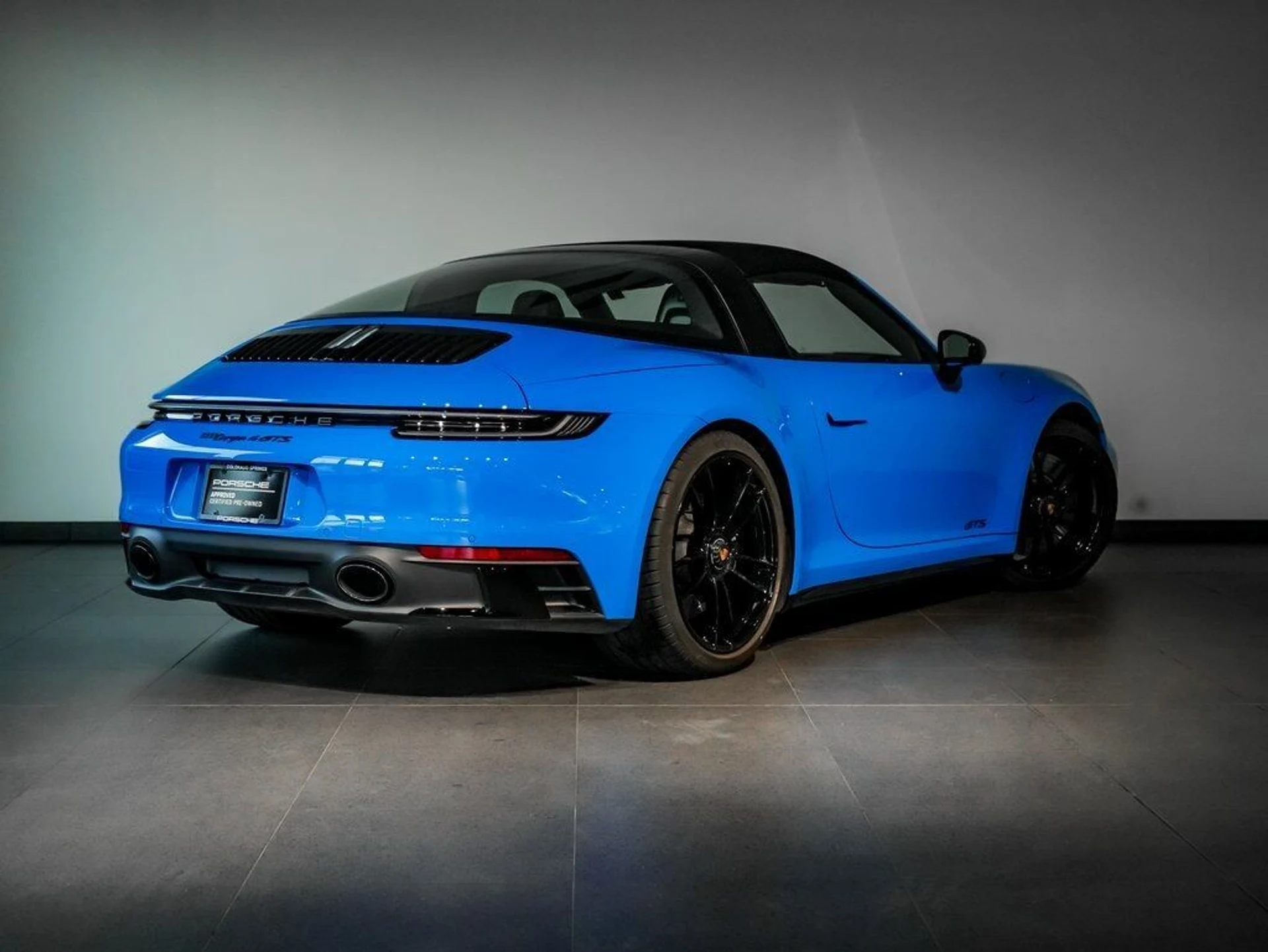 mph005_363442658_c48061ef5aac2c69aeb68d4814e14521_84e05964df