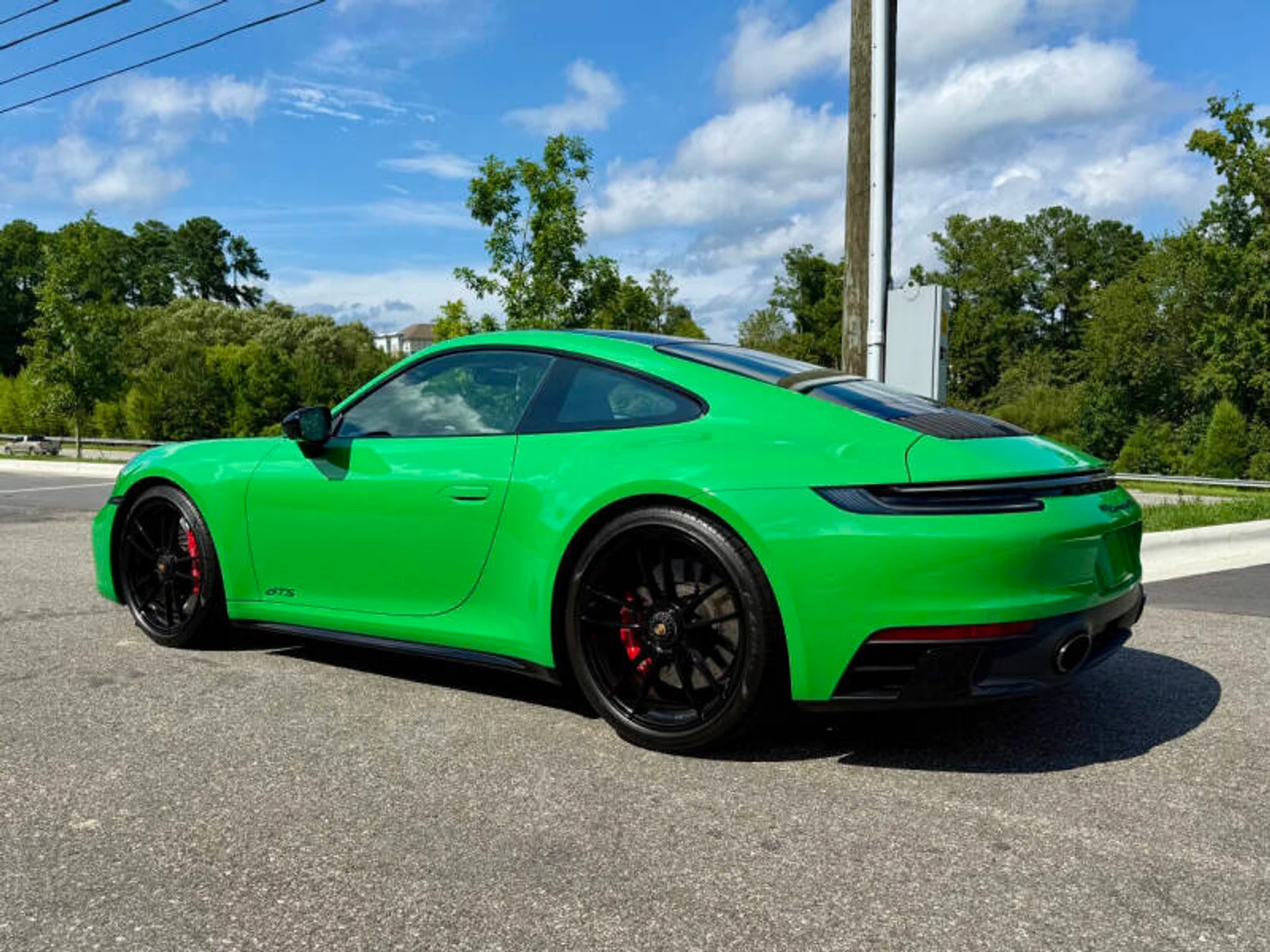 mph005_3641550877_2022_porsche_911_carrera_4_gts_awd_2dr_coupe_04b28f613b