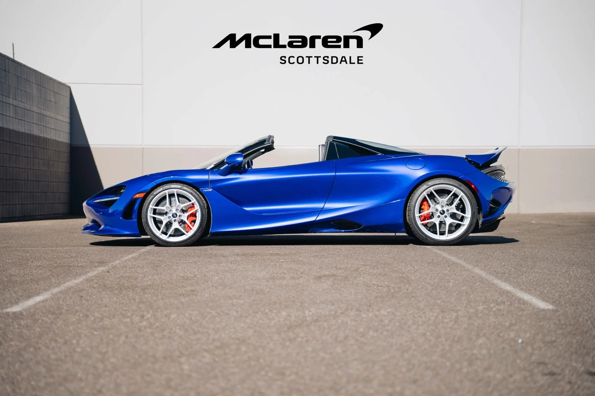 mph005_3642600753_Used_2024_MCLAREN_750_S_1737045878_eeda0e961f