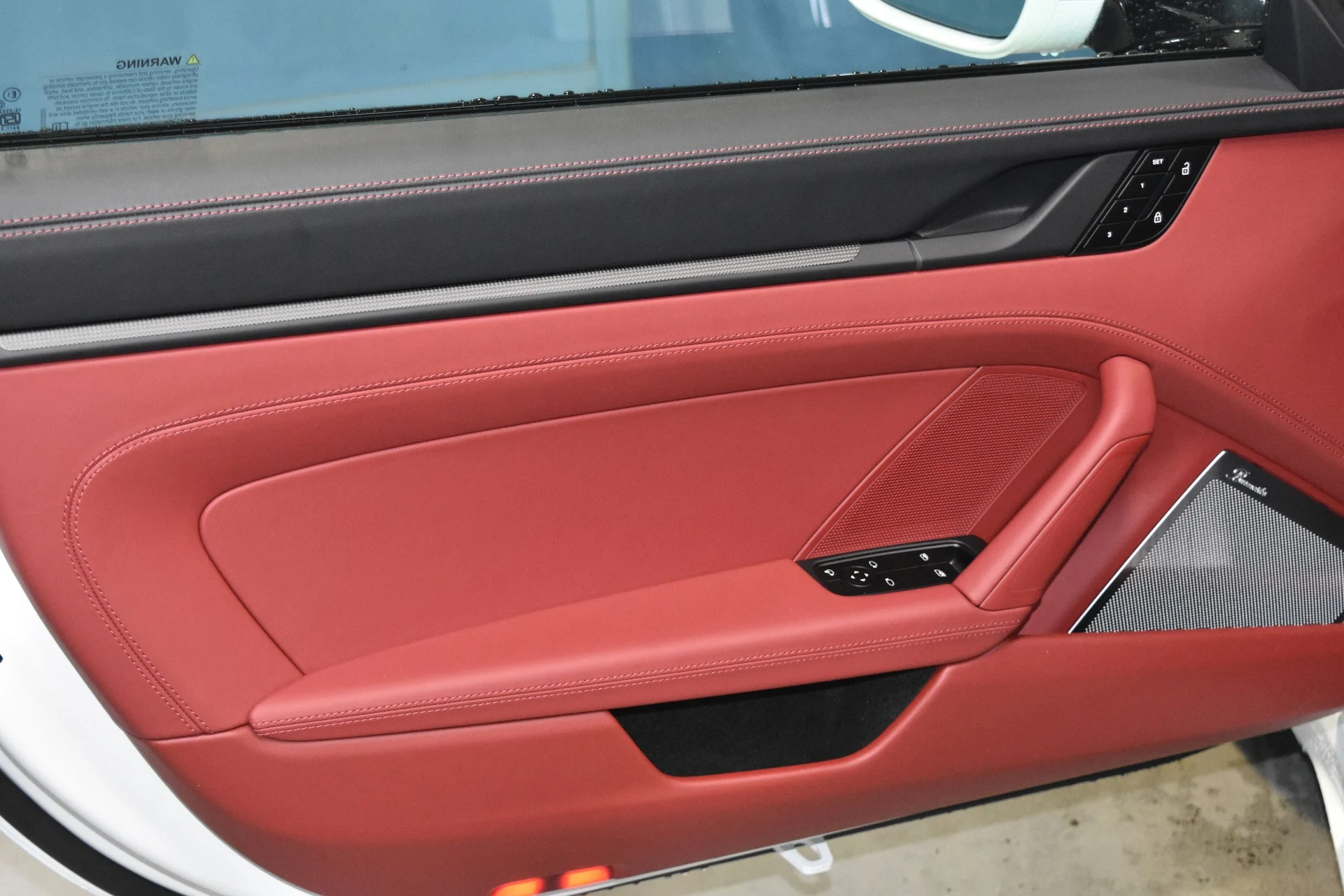 mph005_3647282592_1e982ac04e3da1106585cd6ce46fa21dx_d5431abef3