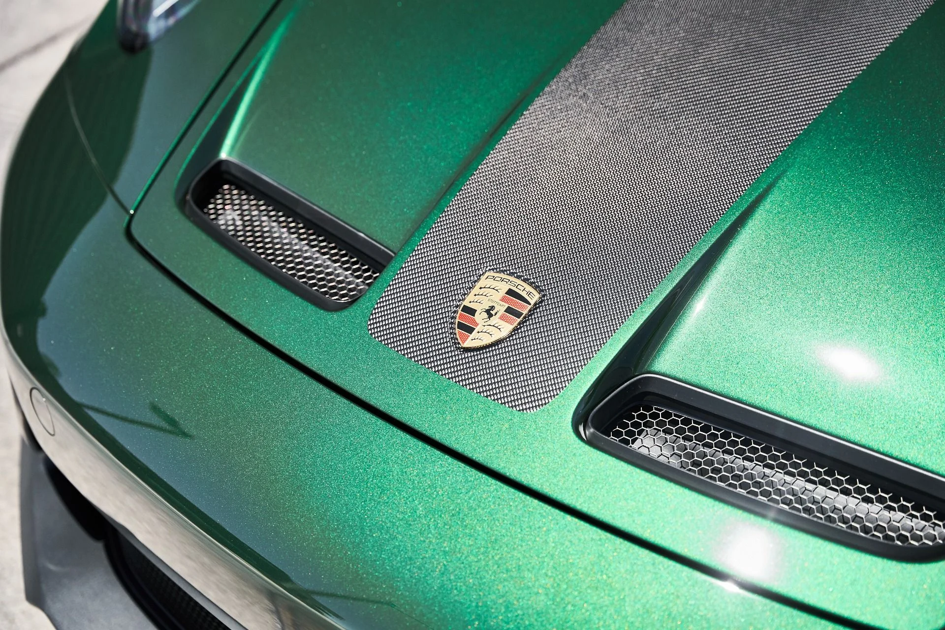 mph005_3649715226_Used_2025_Porsche_911_GT_3_1780363218_47f2de461c