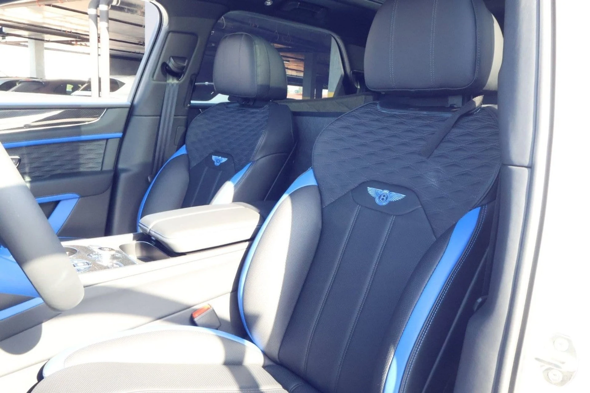 mph005_366072524_f9d90eecbb77ee5786c32157c263fa1ax_61425ff0c9