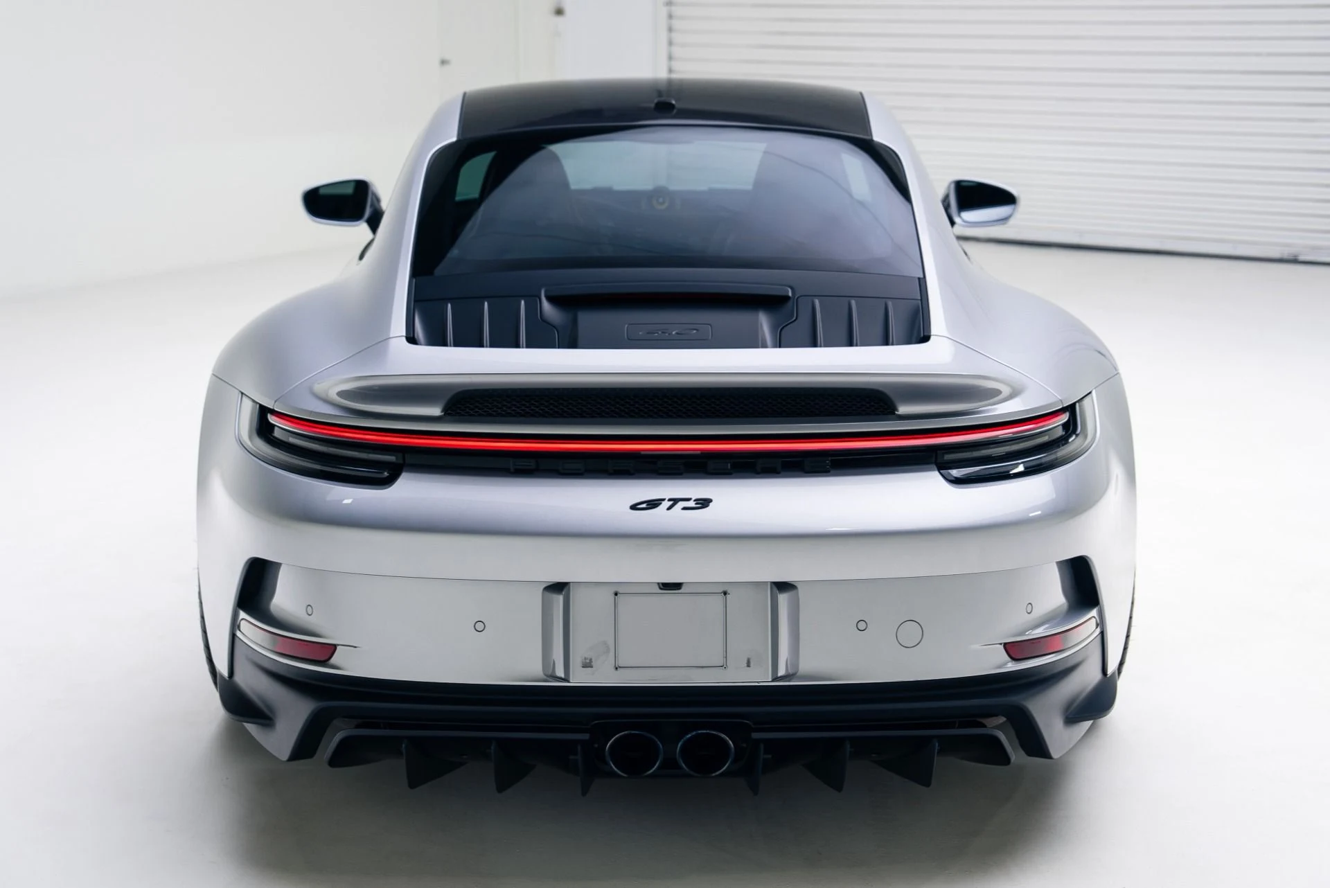 mph005_3662650084_Used_2022_Porsche_911_GT_3_1766184698_d6cb0cfc1d