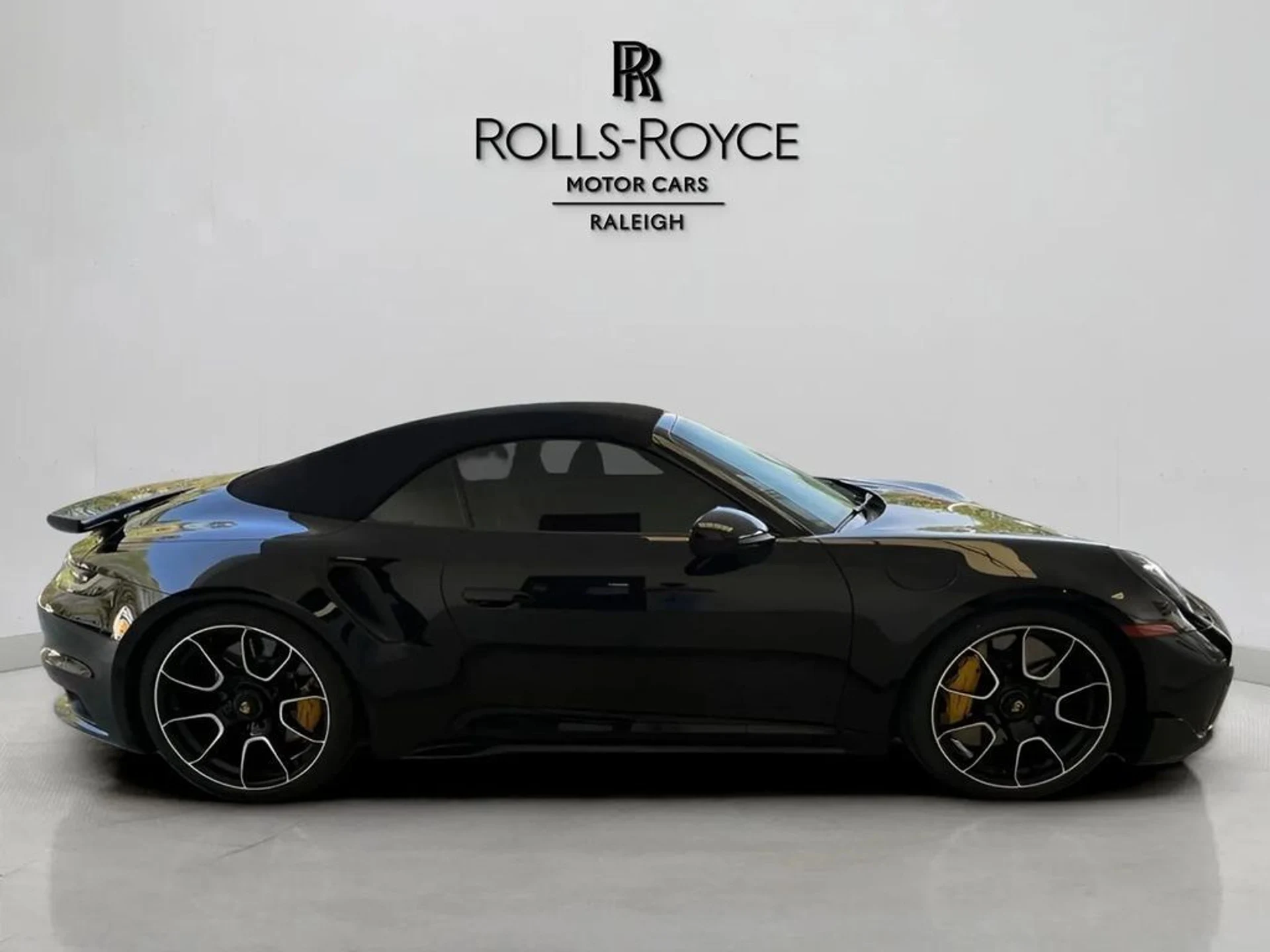 mph005_3663207542_614vvgyjr86pher9lv0e9smduw3v_69d9c93bb9