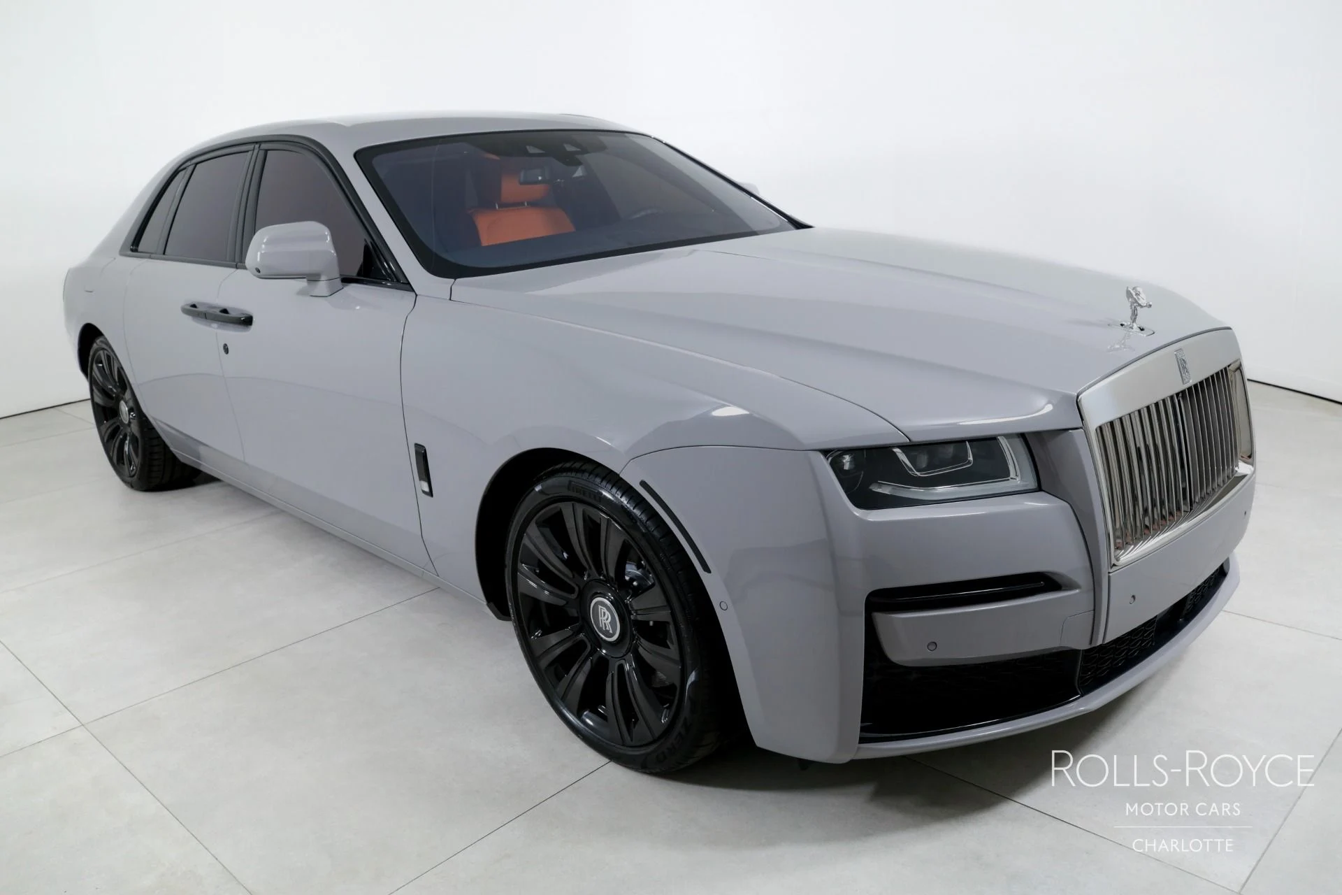 mph005_3672731501_Used_2024_Rolls_Royce_Ghost_1738596098_8058154130