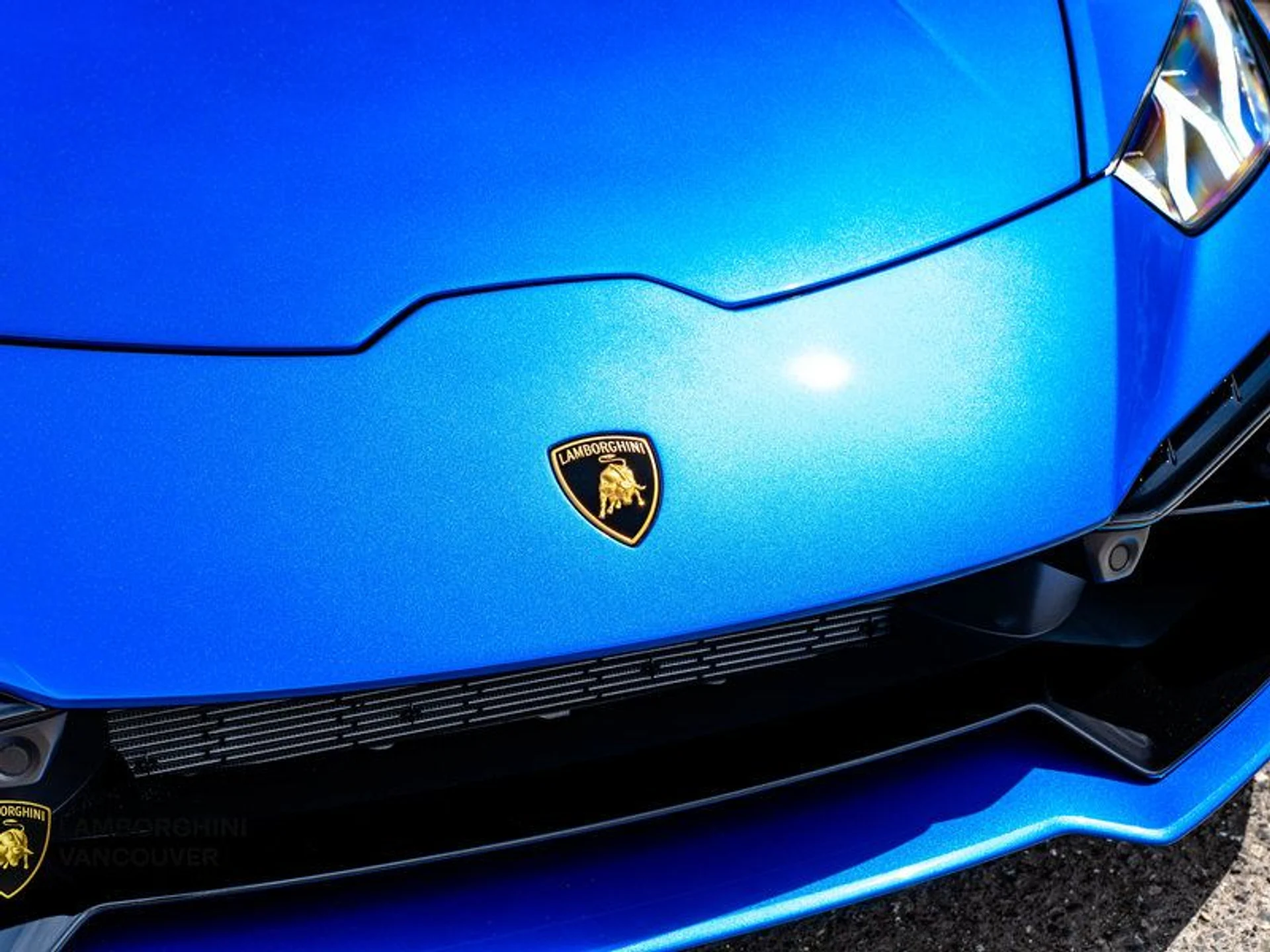 mph005_3675922894_38386460_02460_2023_lamborghini_huracan_006_e2a50ea5f2