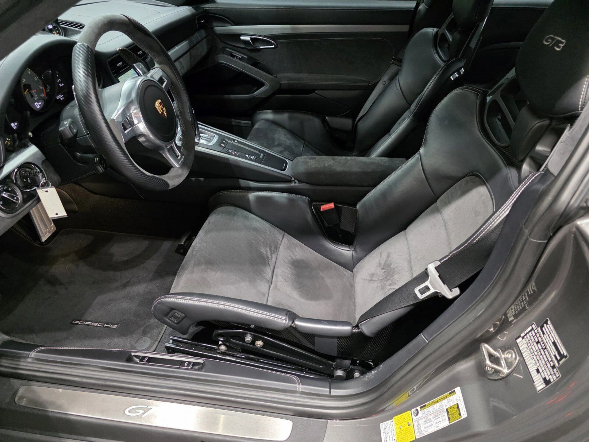 mph005_3676778741_0dd86c41bdf8570768c518f3f9931ae7_0b40384db9