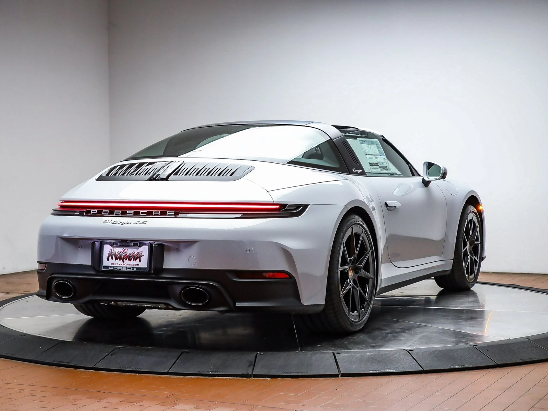 mph005_36775163_7b038134daeb7d9a1dabd72896b153d6x_c03f494f0f