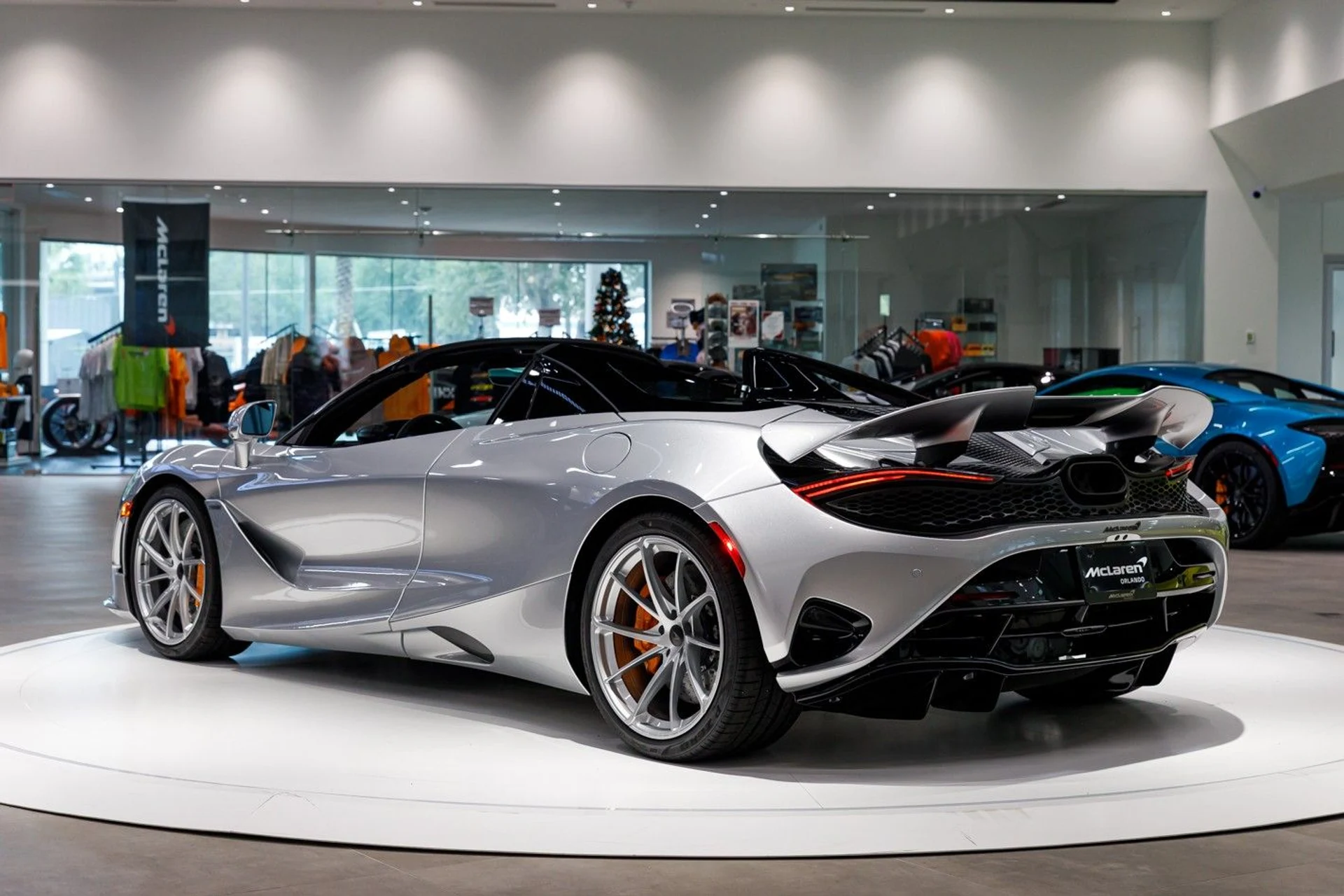 mph005_3682308951_629_p6_l_f1de0c0107