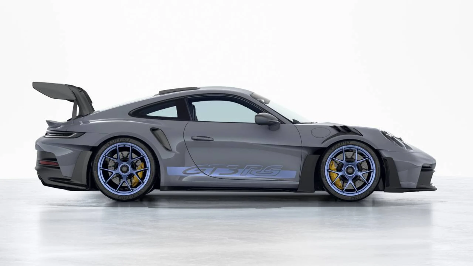 mph005_368559947_ea7bd3c29c7da79450b8ad6e65757ee5x_bf8c047cd4