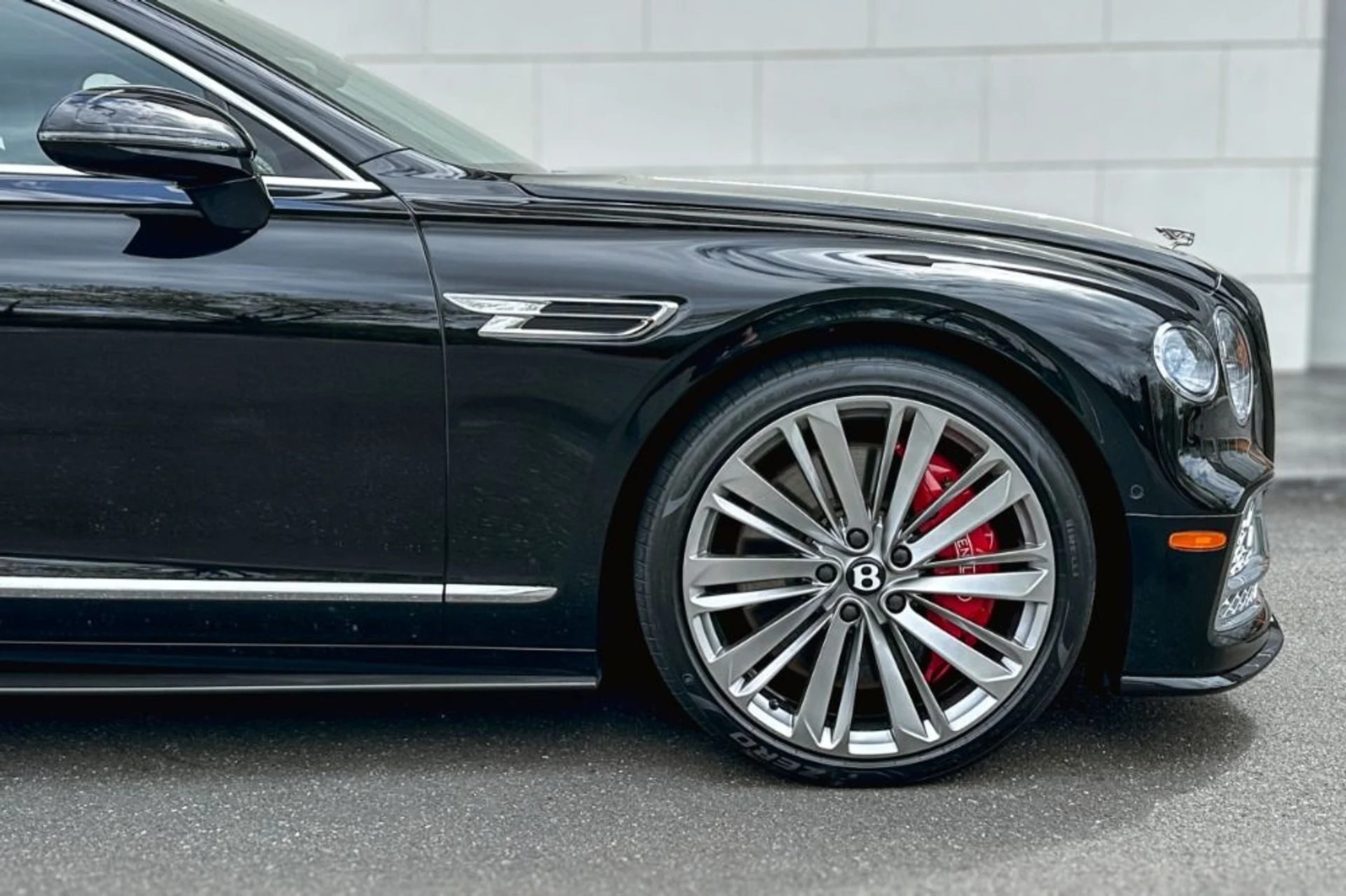 mph005_368856385_Used_2023_Bentley_Flying_Spur_Speed_1778073007_4e5e7b6d92
