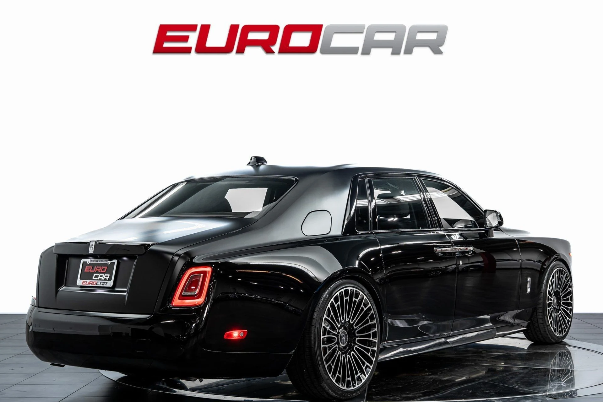 mph005_3689010263_image_6_2ad05eebe8