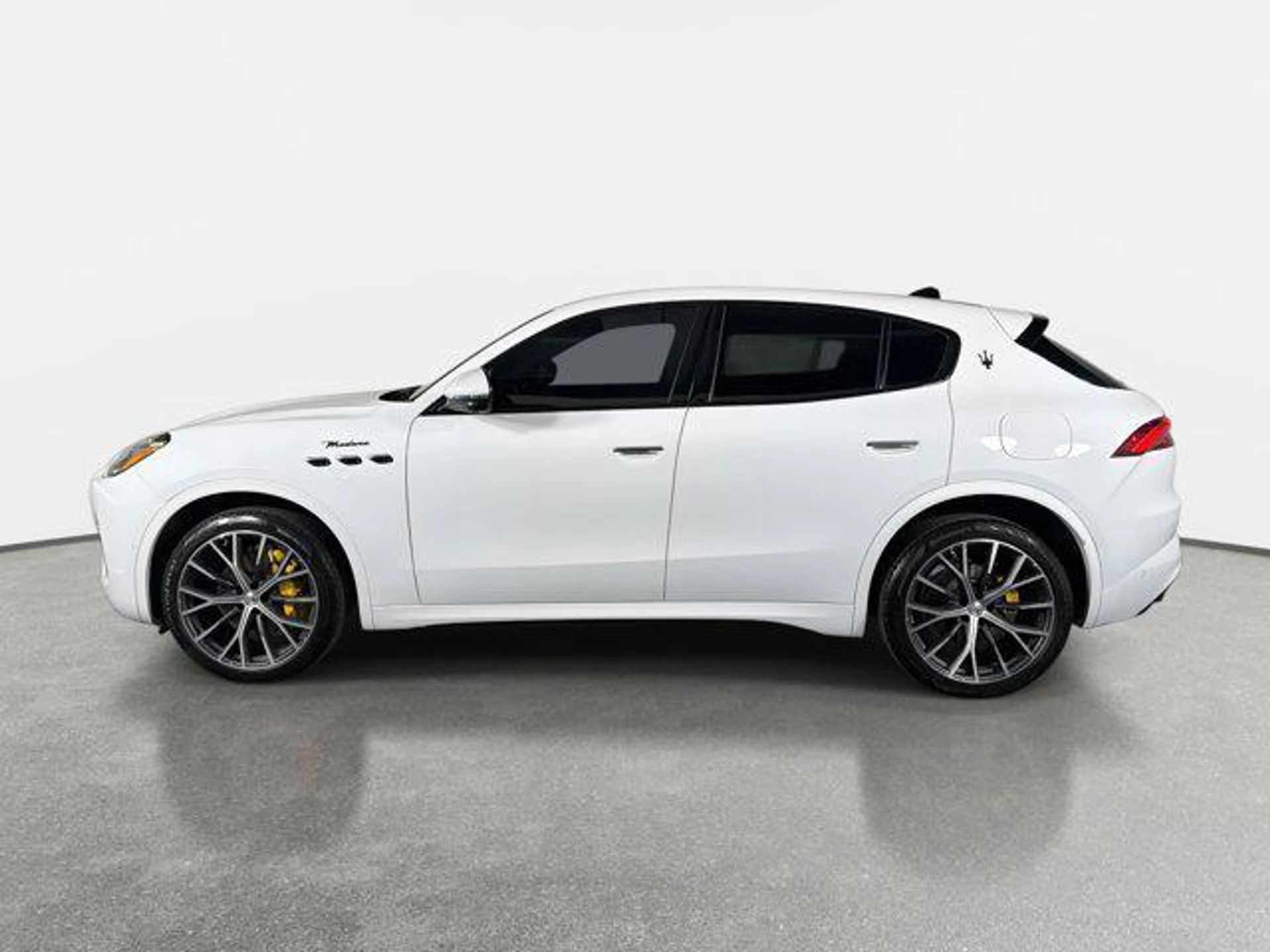 mph005_3689333401_a_Dl8_M7_Amwc_KUHMD_Hwv_Io_Oz6z_Dv_I_0cef803ad8