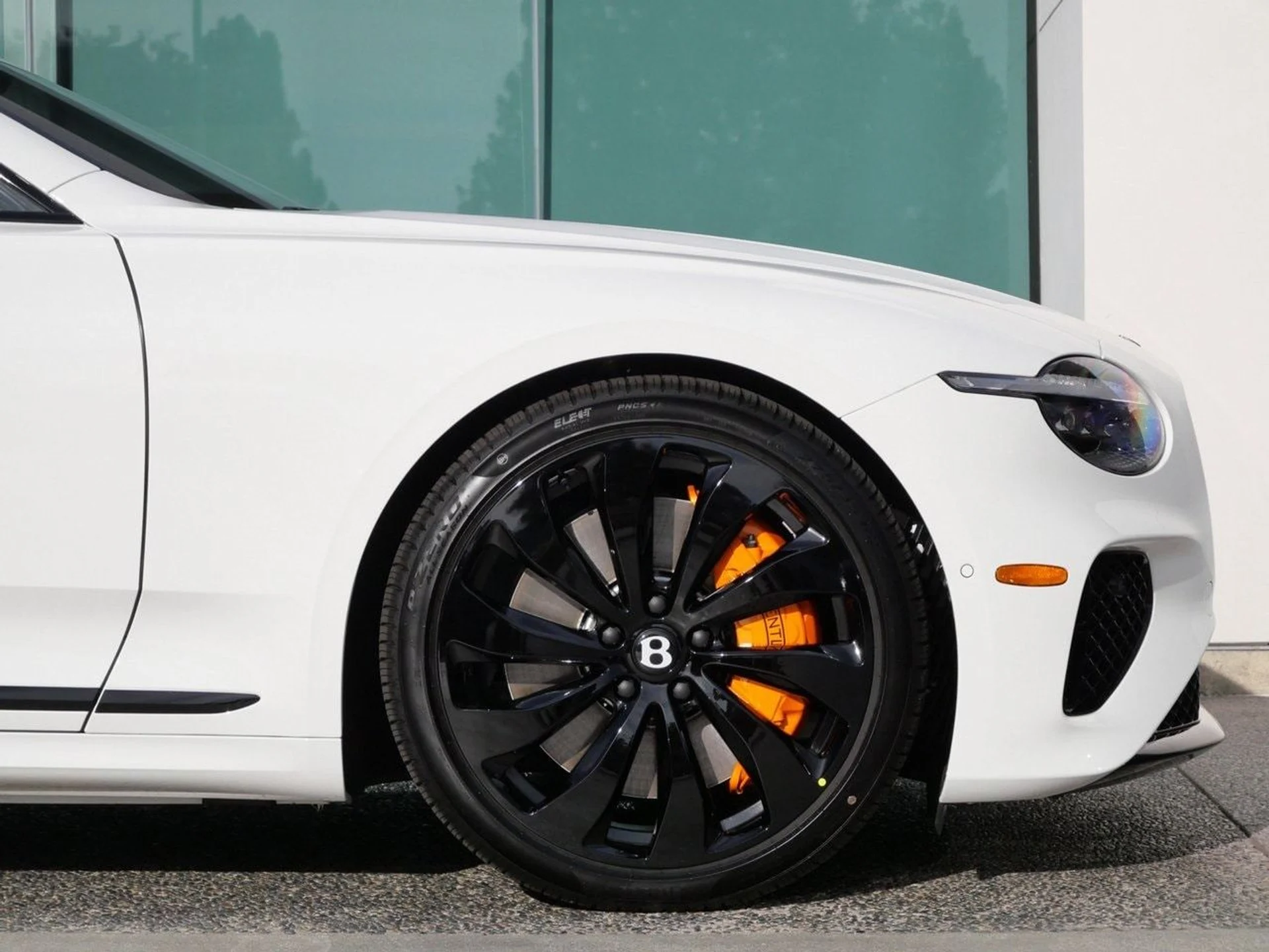 mph005_3711794853_e6c7d5f5683b21e476af8f146bdf4630x_b12ec90697