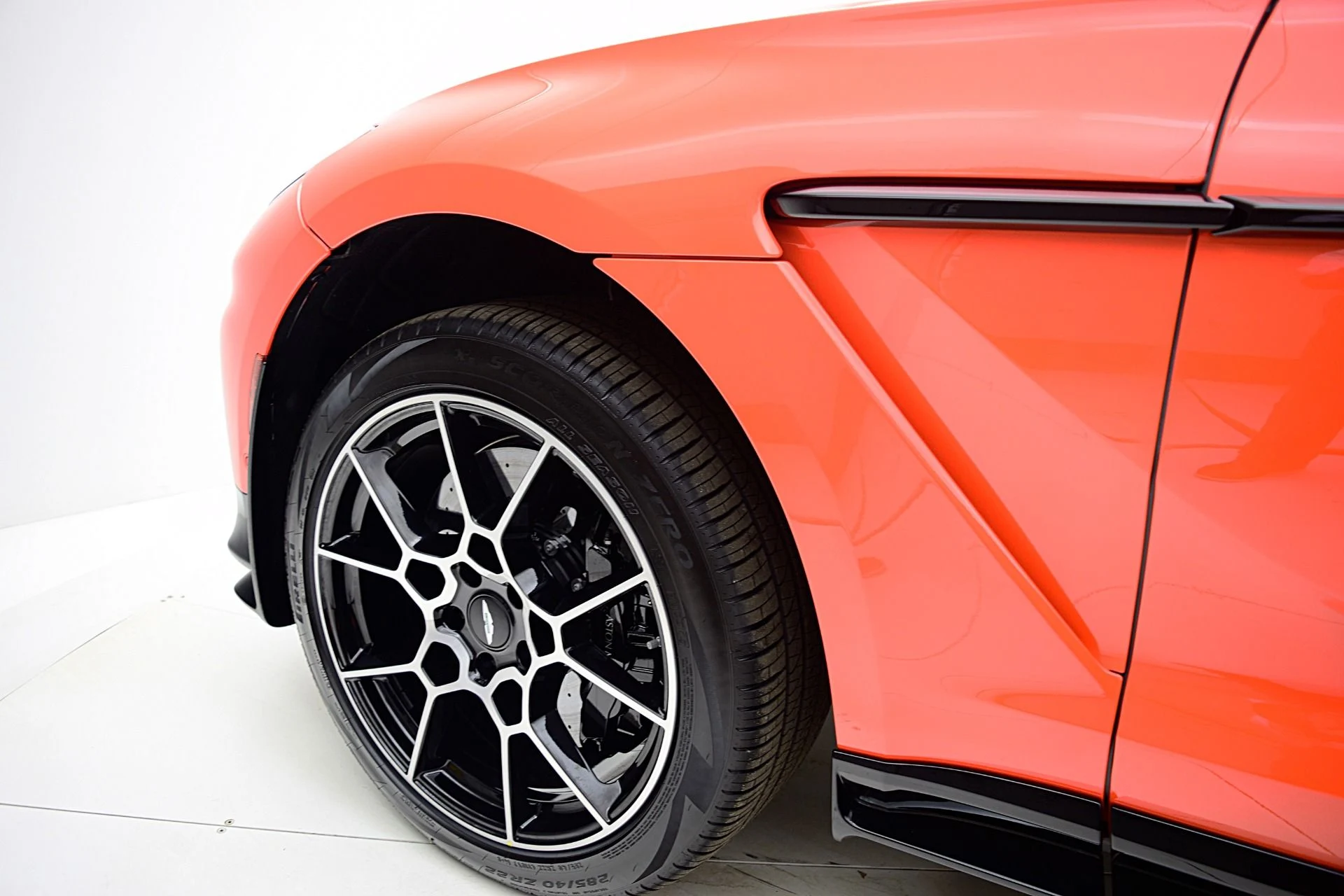 mph005_3715283917_New_2025_Aston_Martin_DBX_707_77fc53dc76