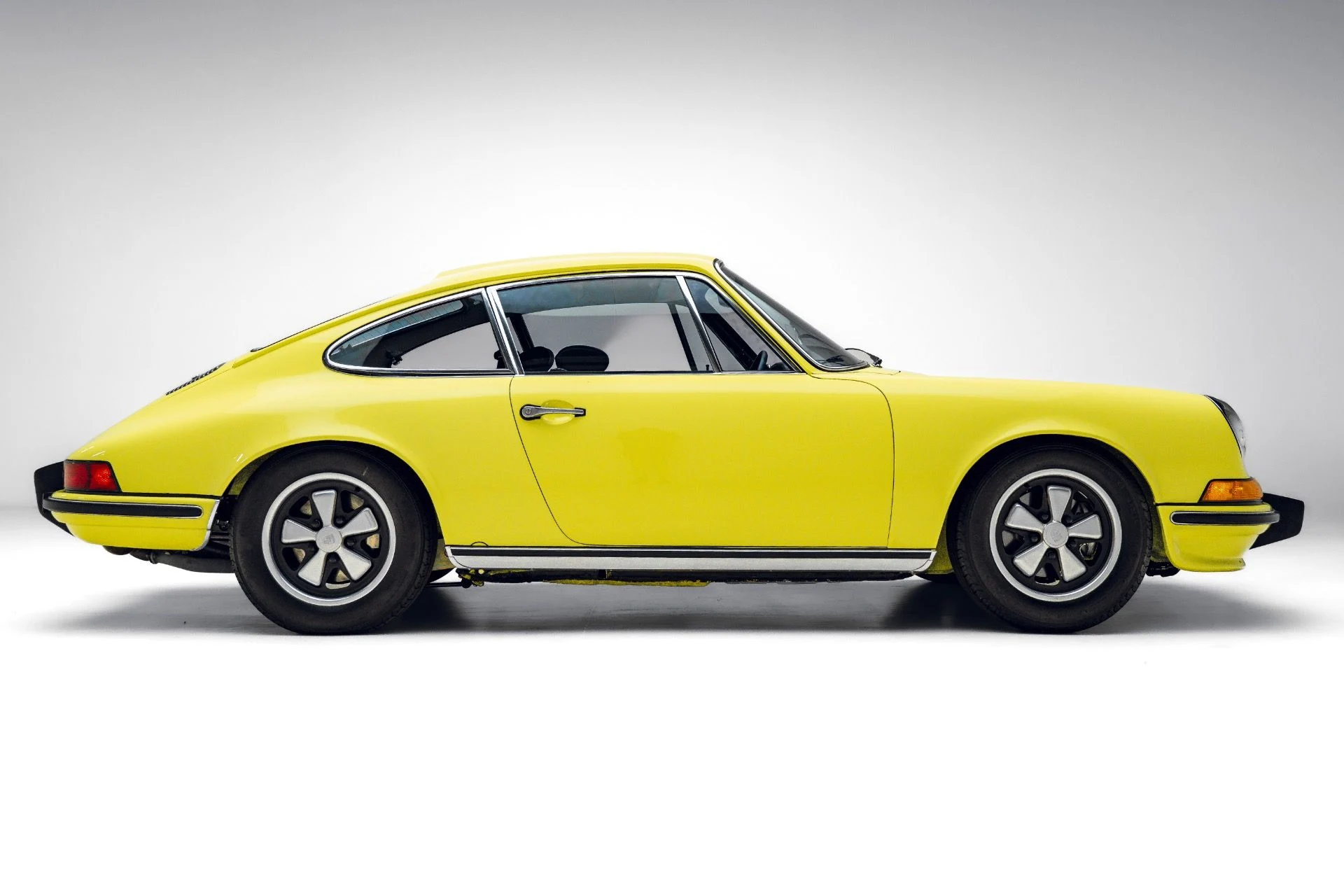 mph005_3715754029_Used_1973_Porsche_911_S_1784324222_04f3073a53