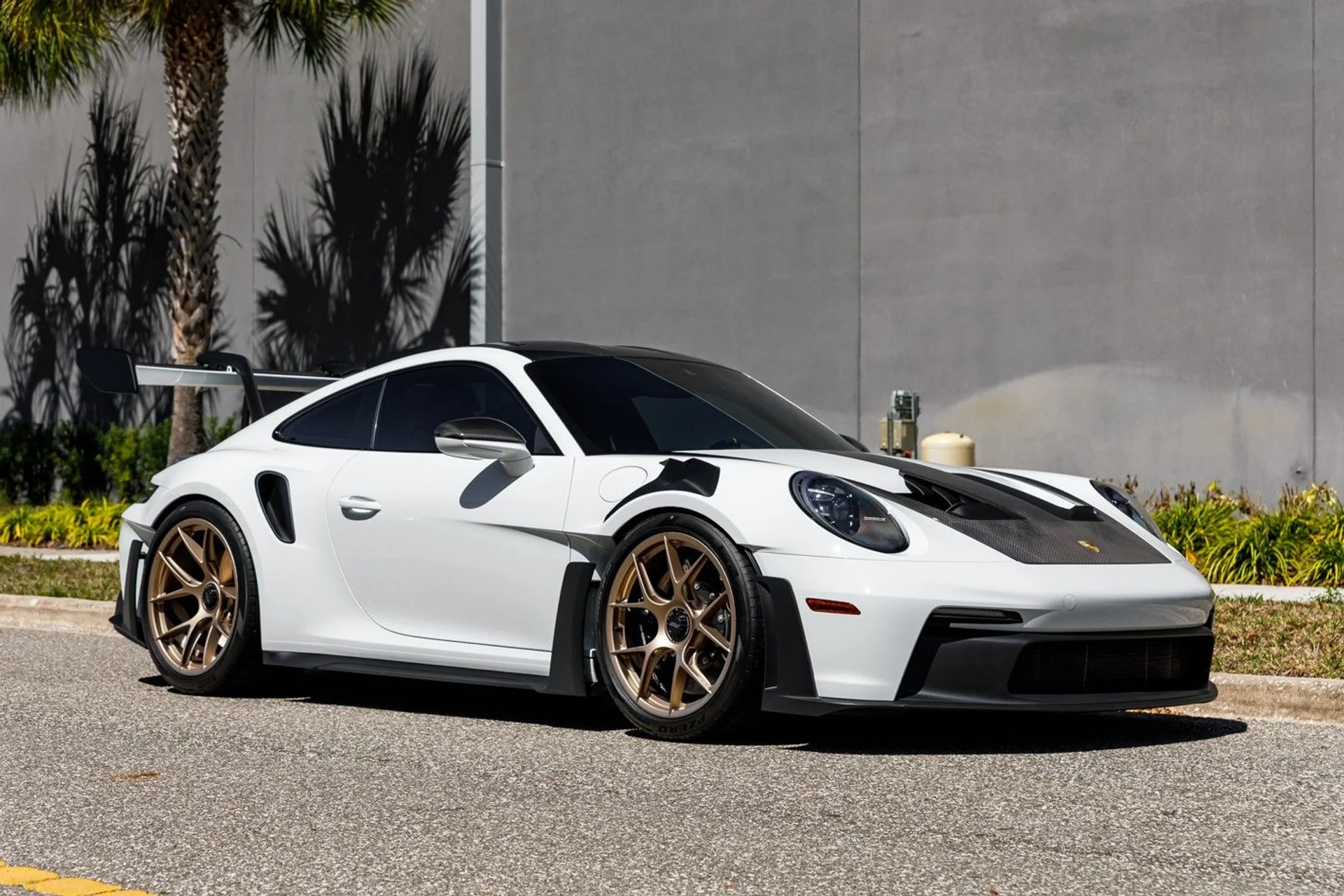 mph005_3724289545_645_p6_l_60273d96b1