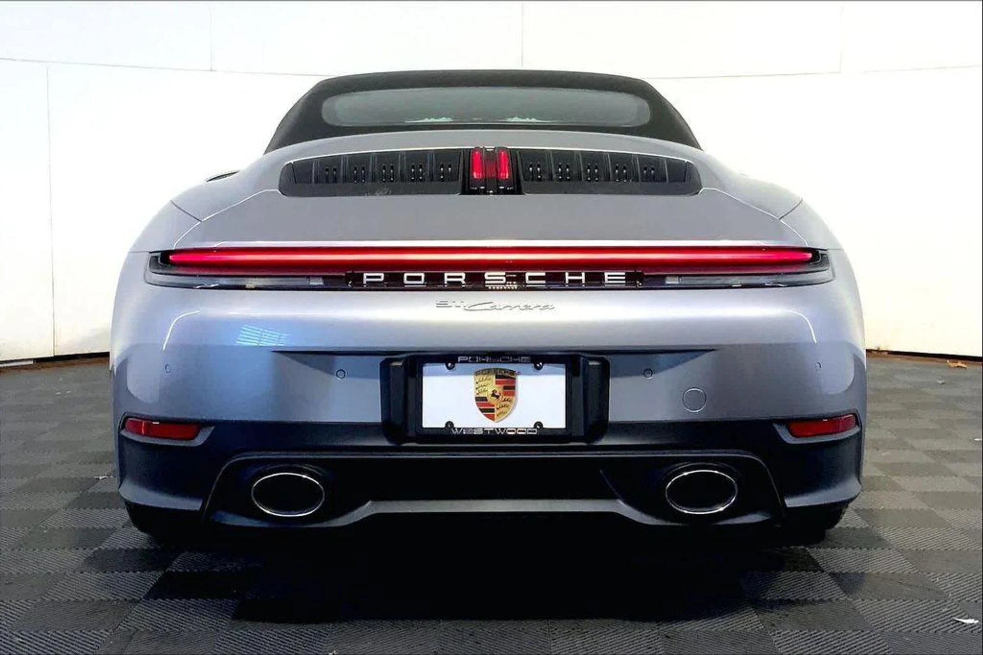 mph005_3724927260_dc_L1_Eha_Op4_WC_Mmxcf_Qn2_H_Js_HF_0_8dc46b51ba