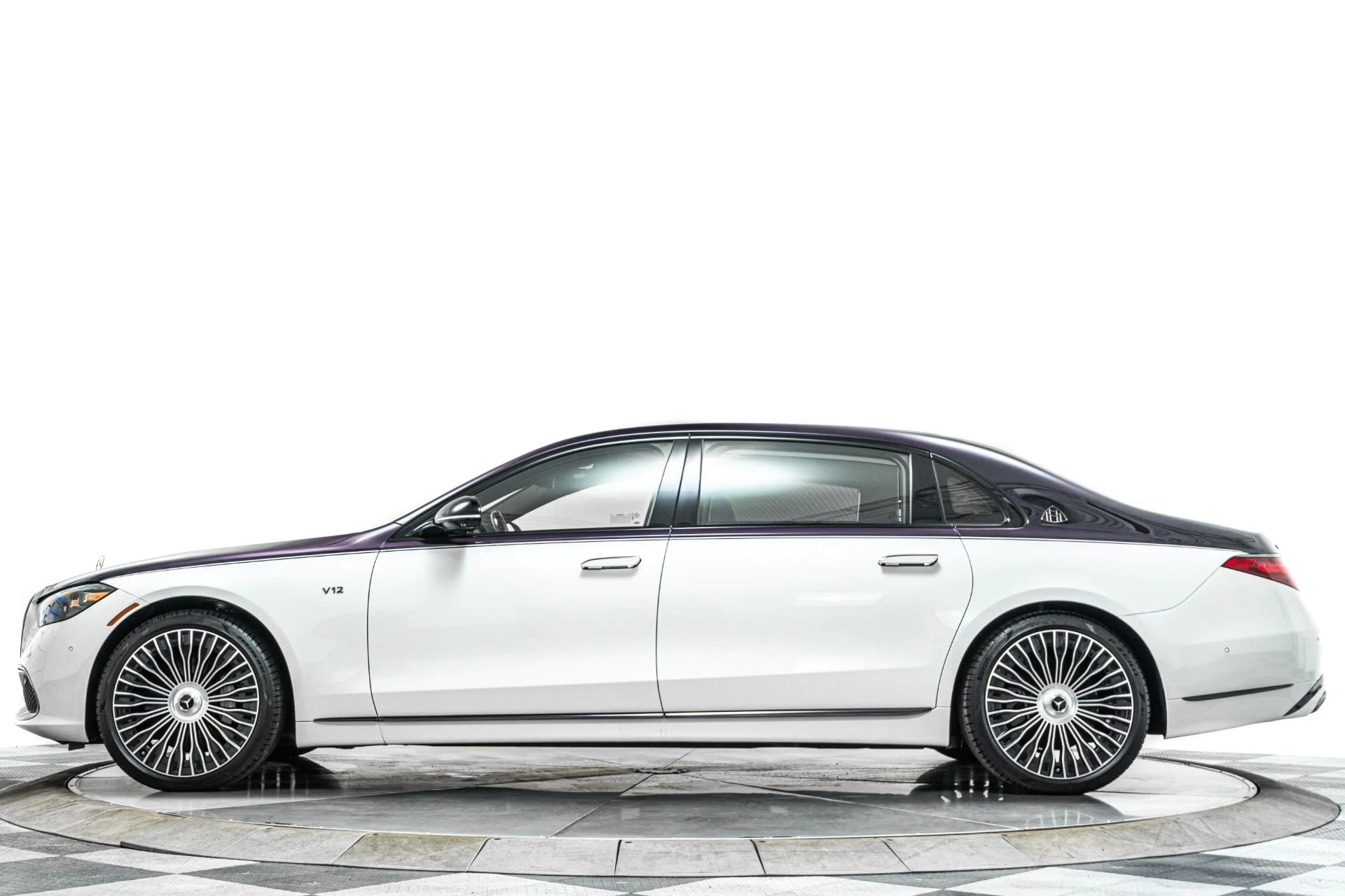 mph005_3732918749_Used_2024_Mercedes_Benz_S_Class_Maybach_S_680_1790286365_cffee3a279
