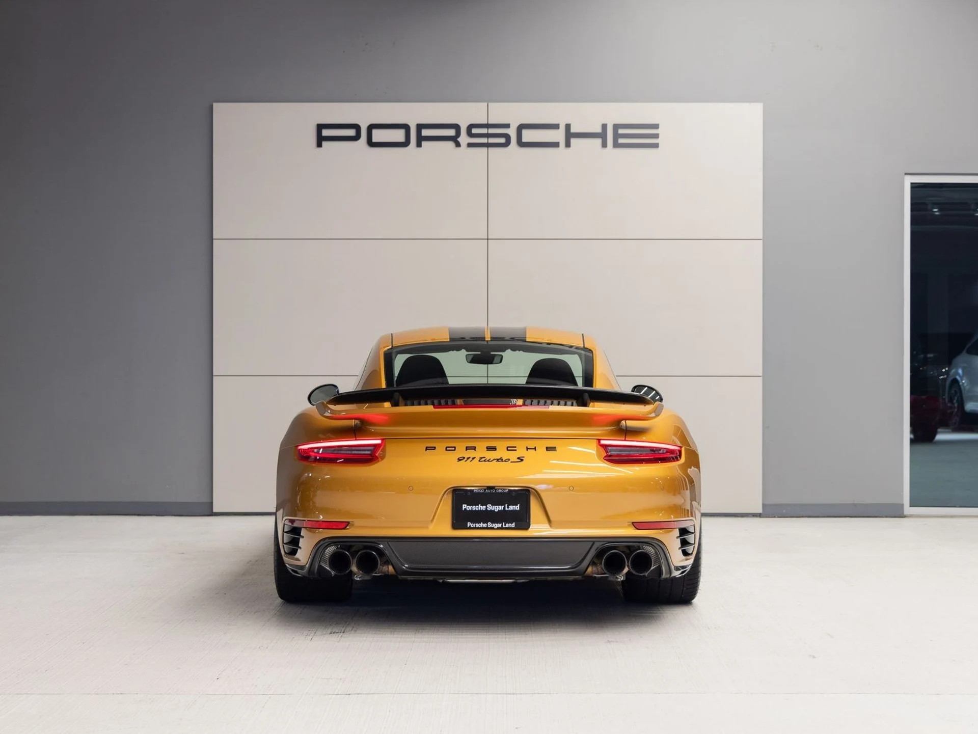 mph005_3734701507_6_dc24a82df1