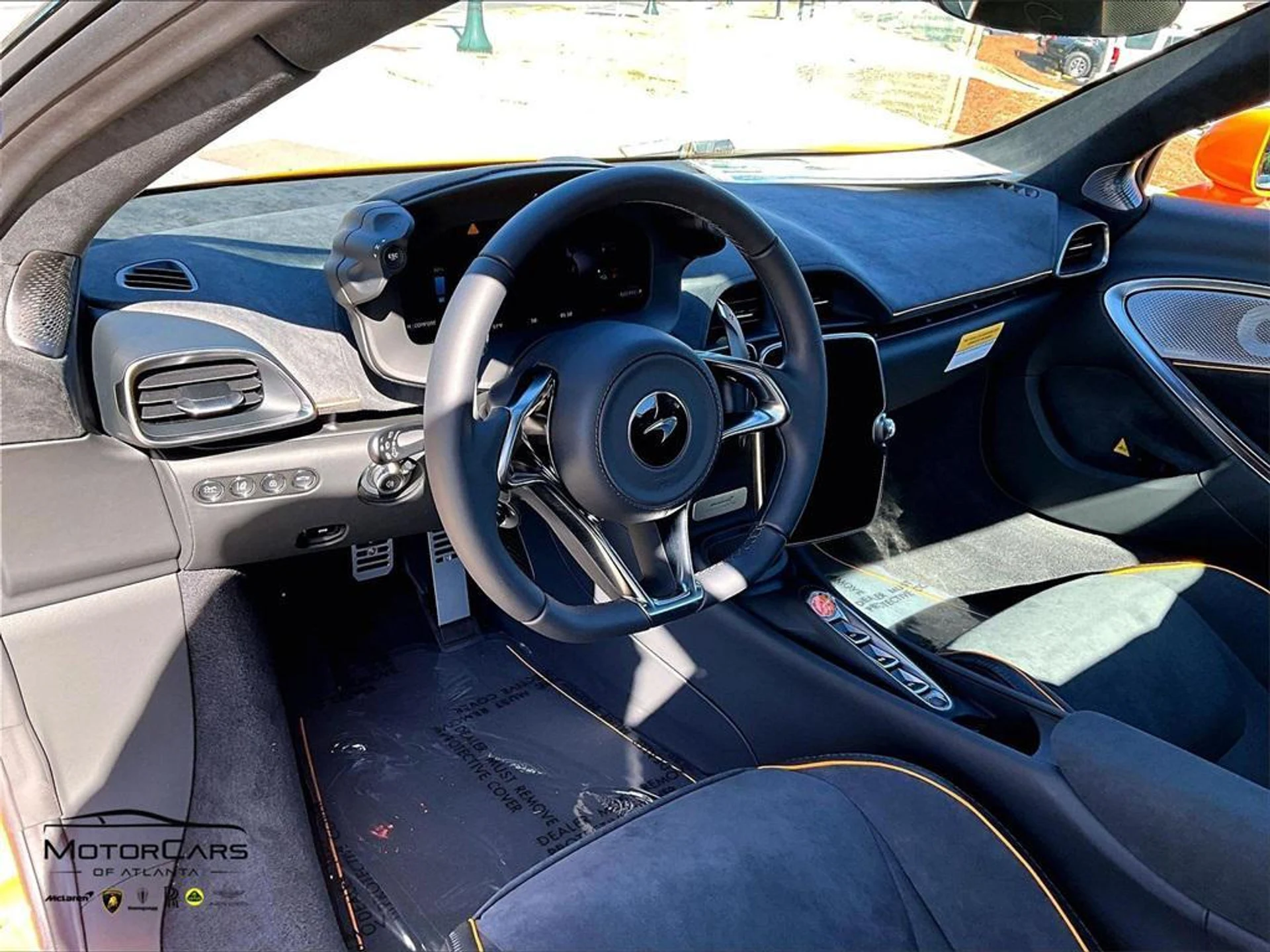 mph005_373868492_g_Qq_Lt130_Nu_FN_Pl_F9mpq65gjh6_U_dd7037918e