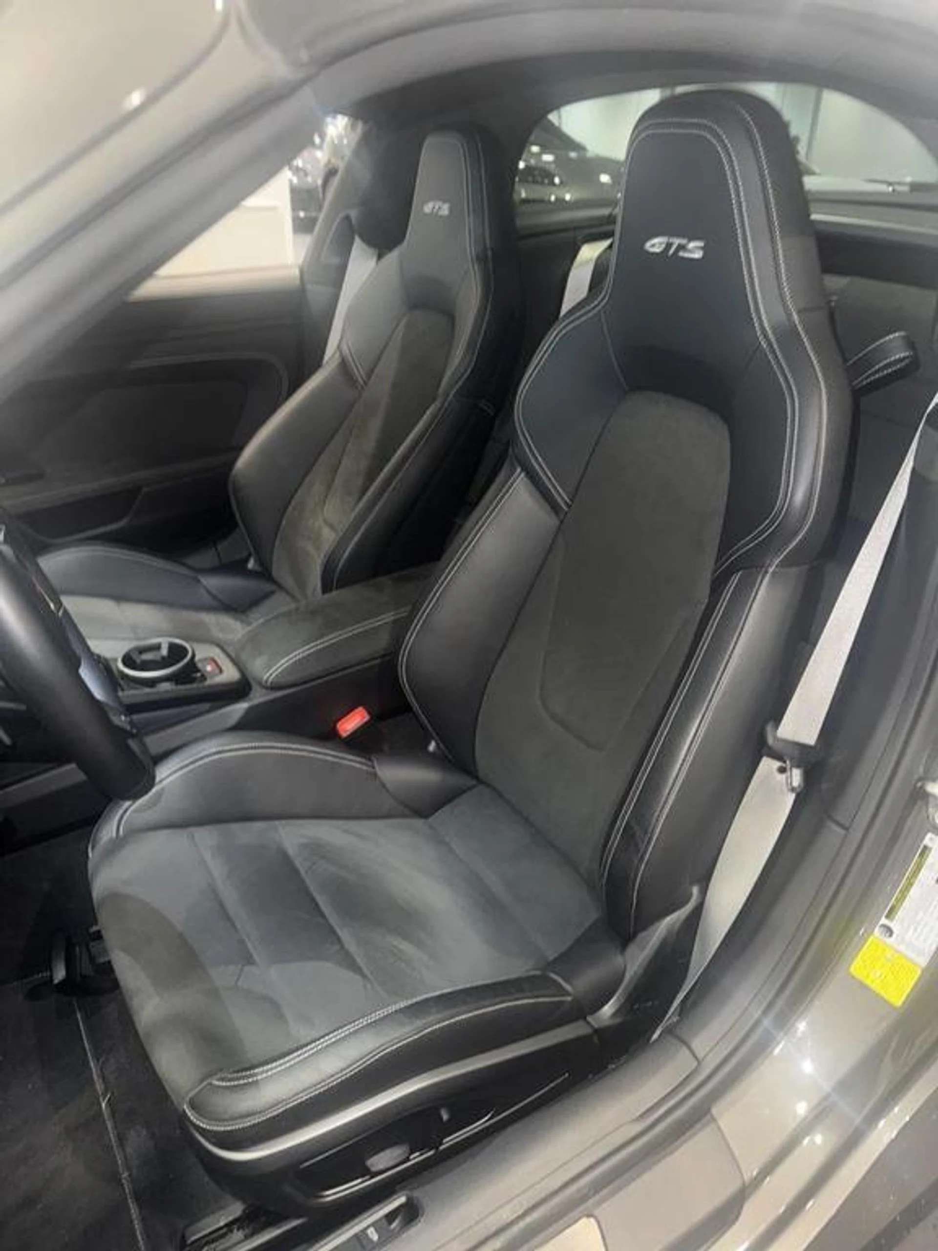 mph005_3747617041_h_PB_5_Yatnv_H4bn7gx16_O_Fd_UZHDA_cc952e2df8