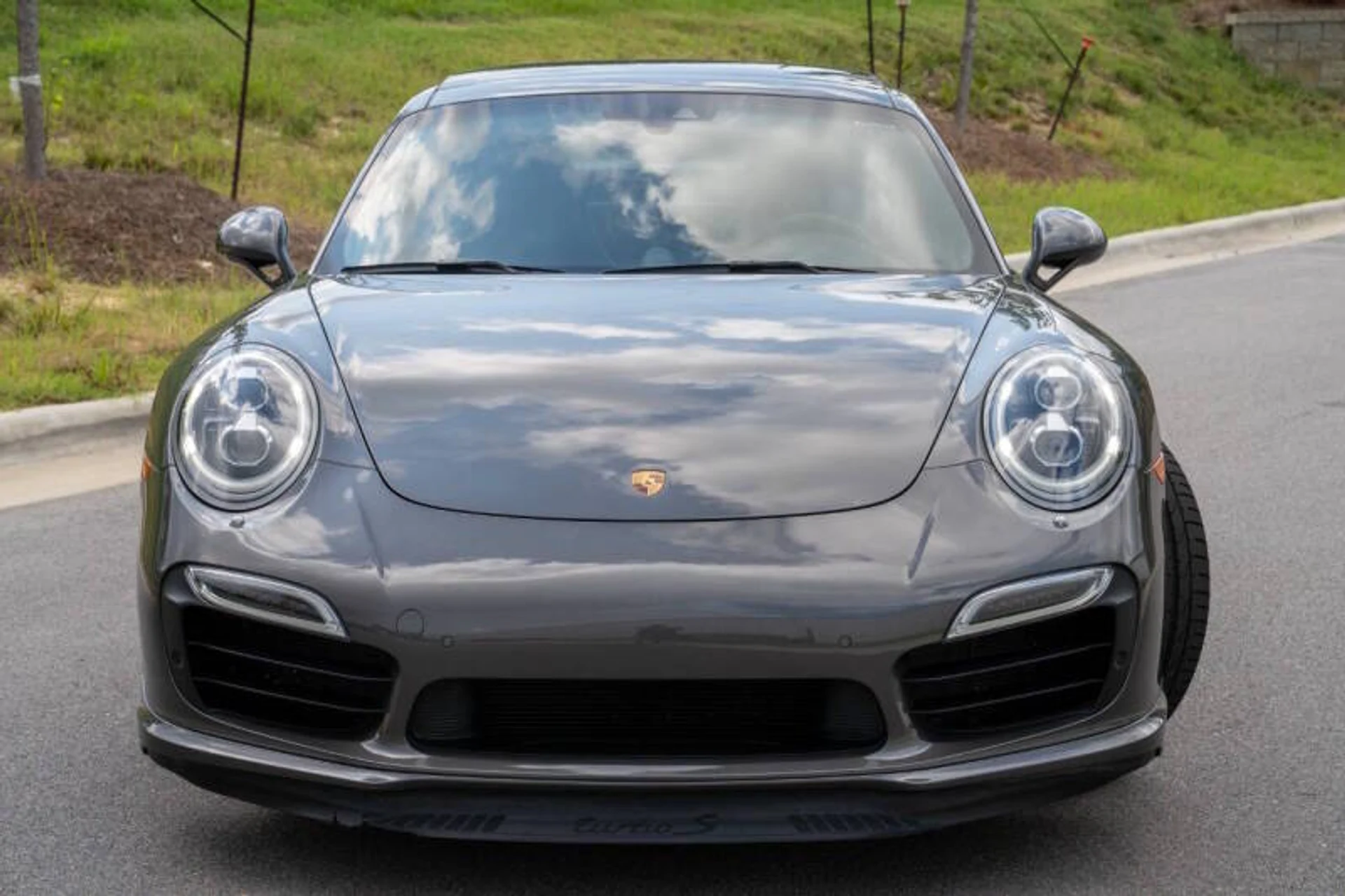 mph005_3759477657_2016_porsche_911_turbo_s_awd_2dr_coupe_5eeb19633f