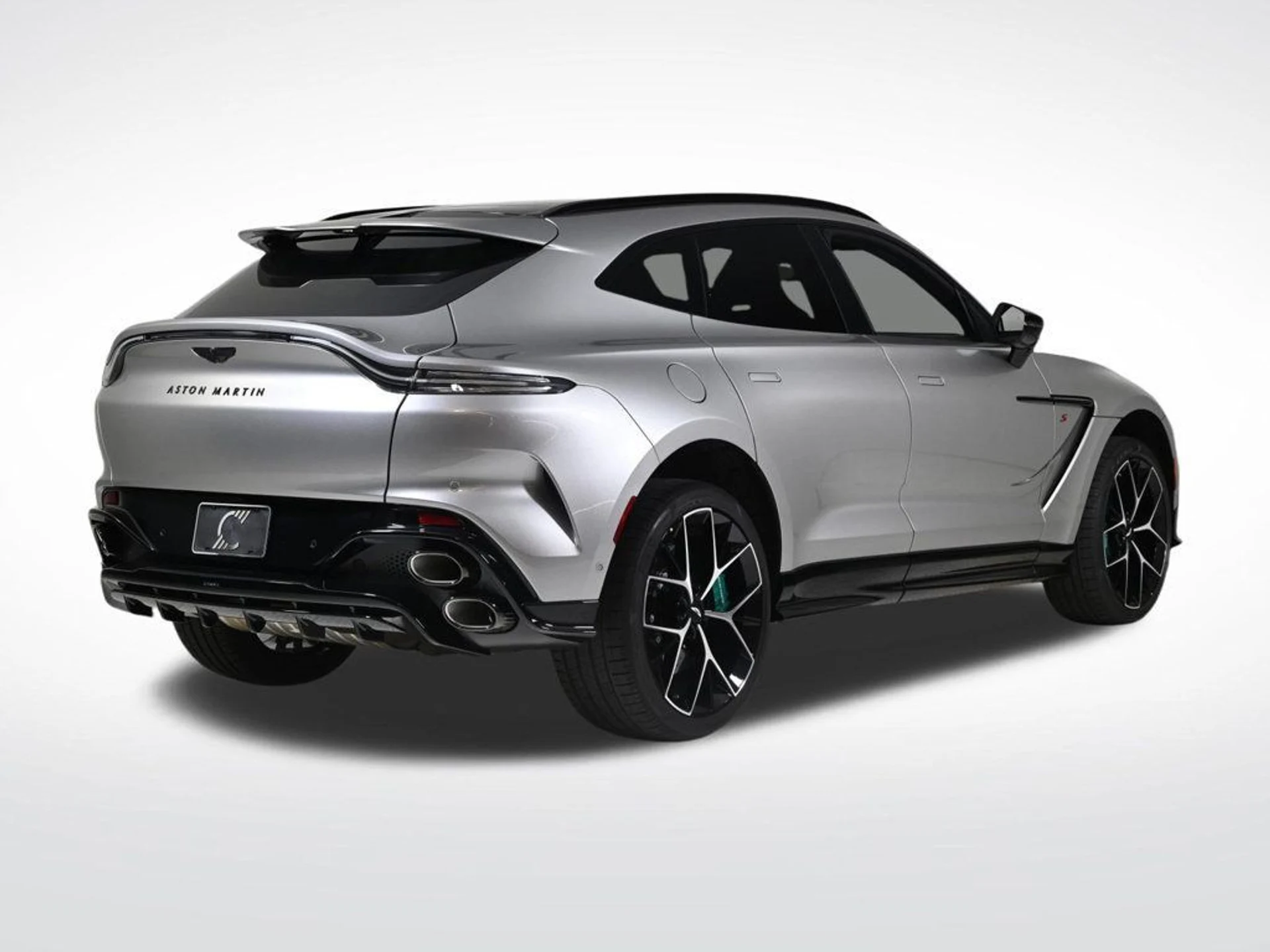 mph005_37596756_new_2026_aston_martin_dbx_sawd_11350_22964216_5_1024_e5b5f7ca42