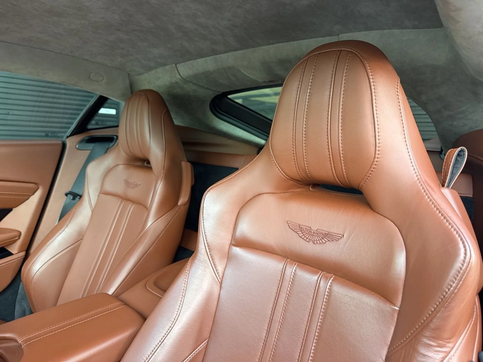 mph005_3777481506_758e4ac4cc4157f9574ade38a9bfe49ex_7e676c633f