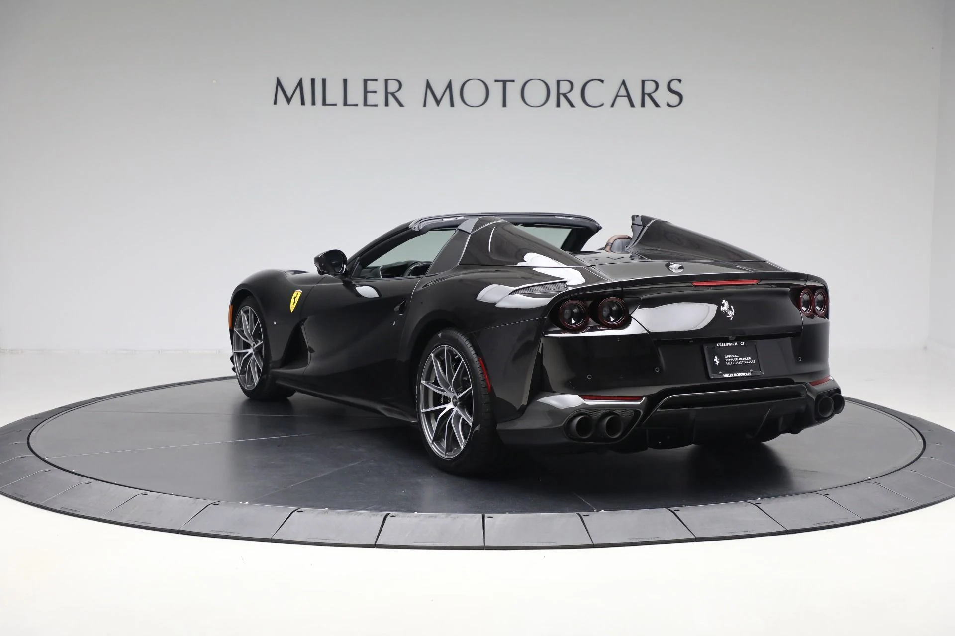 mph005_377800388_Used_2023_Ferrari_812_GTS_c60be118c6