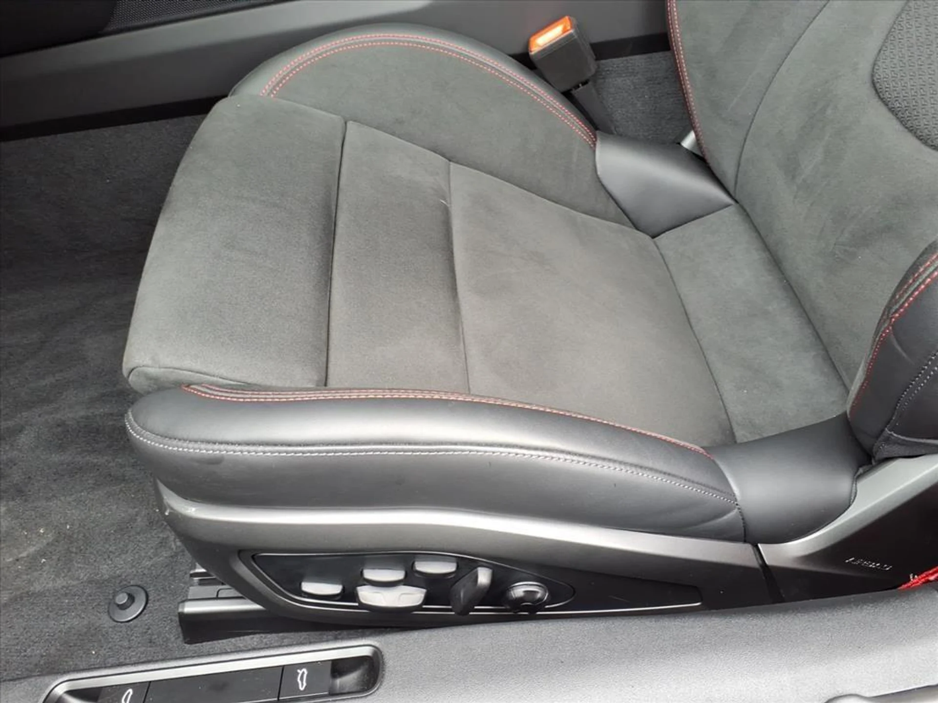 mph005_3780842903_d3e7dc2bbd784a6e7c4b53b3325206f9_5bb382fc28