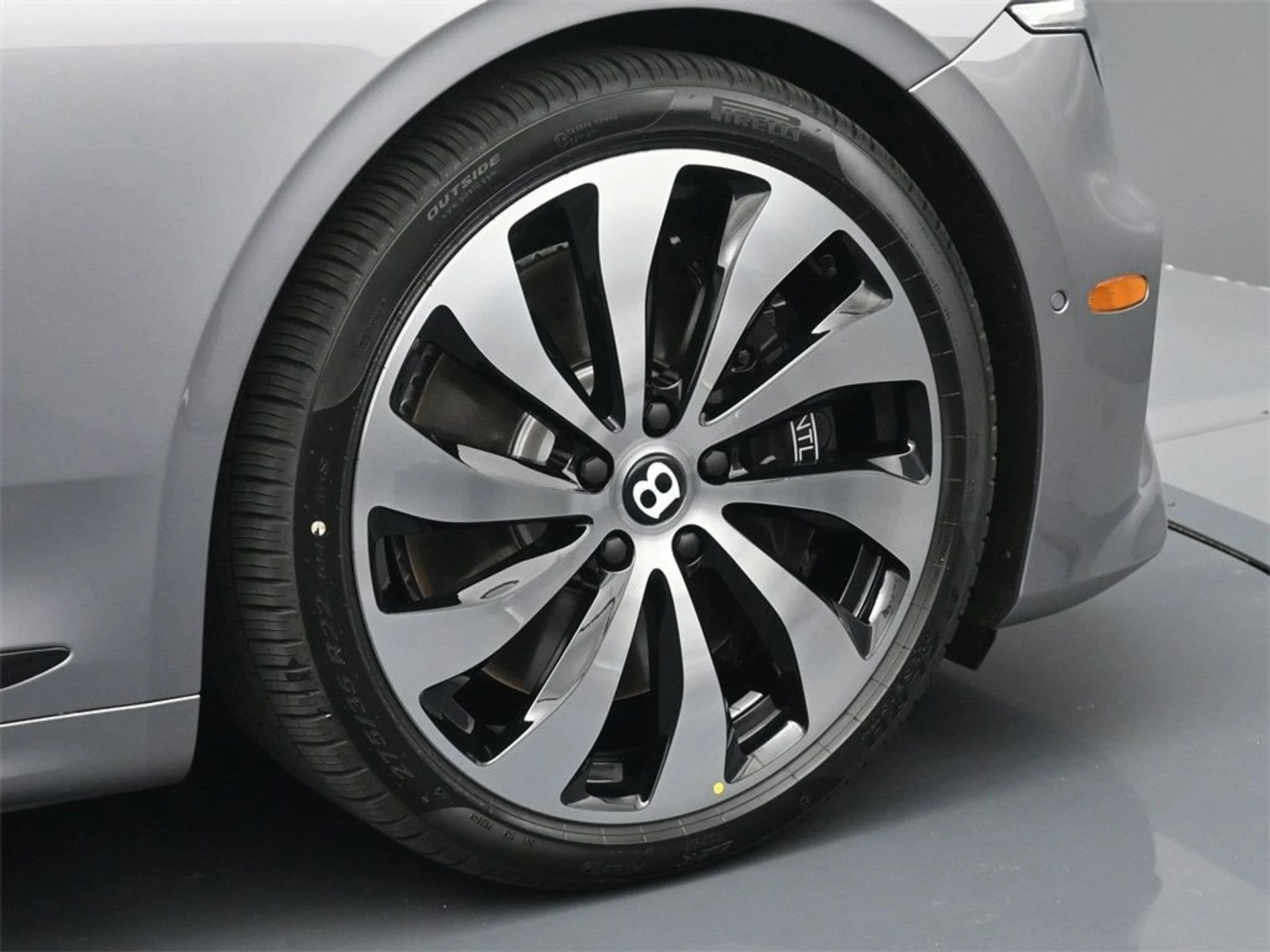 mph005_3786615672_bc995c576cbac39f7743ae57ec1720bax_6c9fb0699a