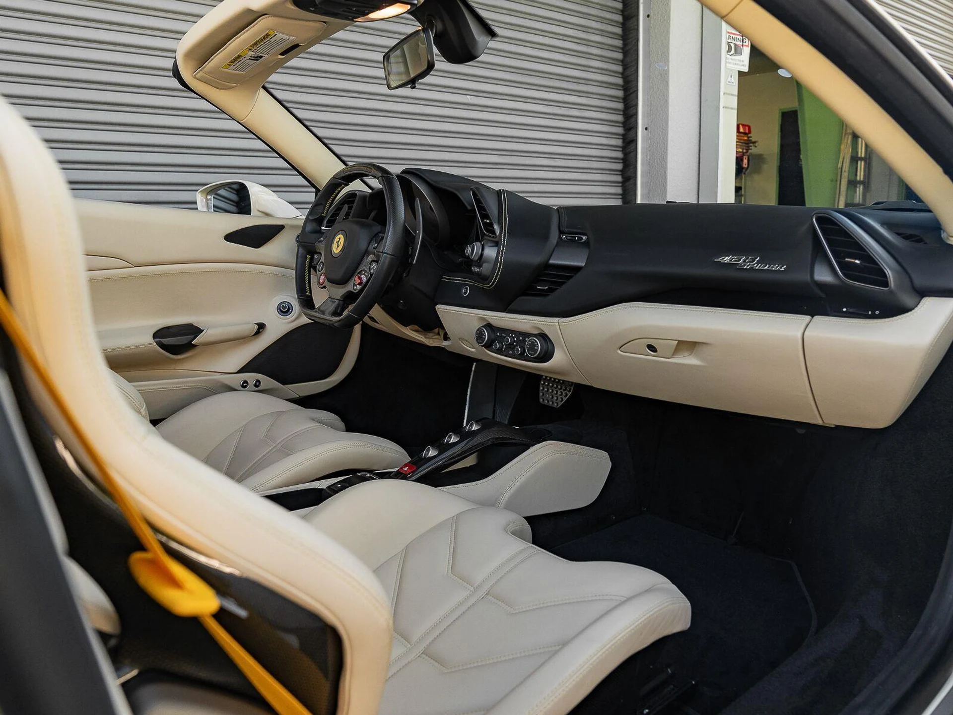 mph005_3787976097_Used_2016_ferrari_488_Spider_2dr_Conv_1785783809_2f67cf43a6