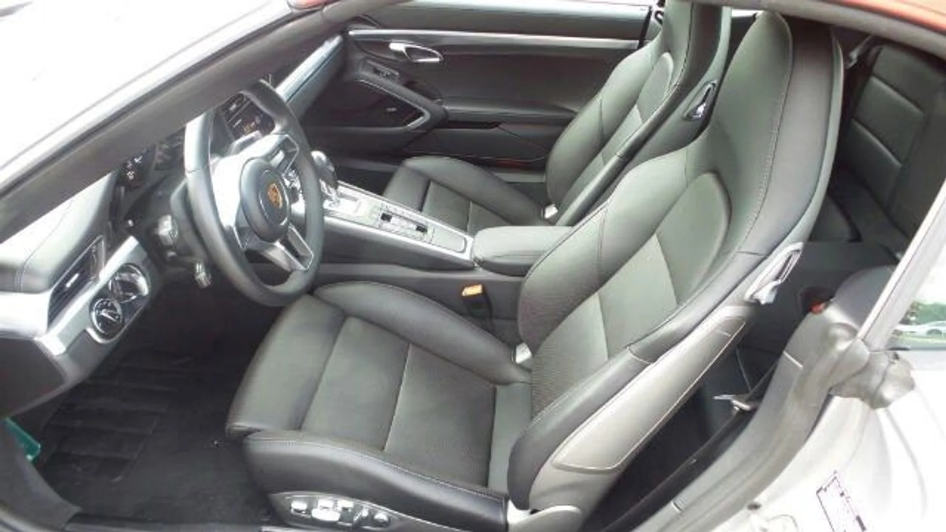 mph005_3788367044_0b6dce32d371c8e0700145038e0329a8x_98017b8189