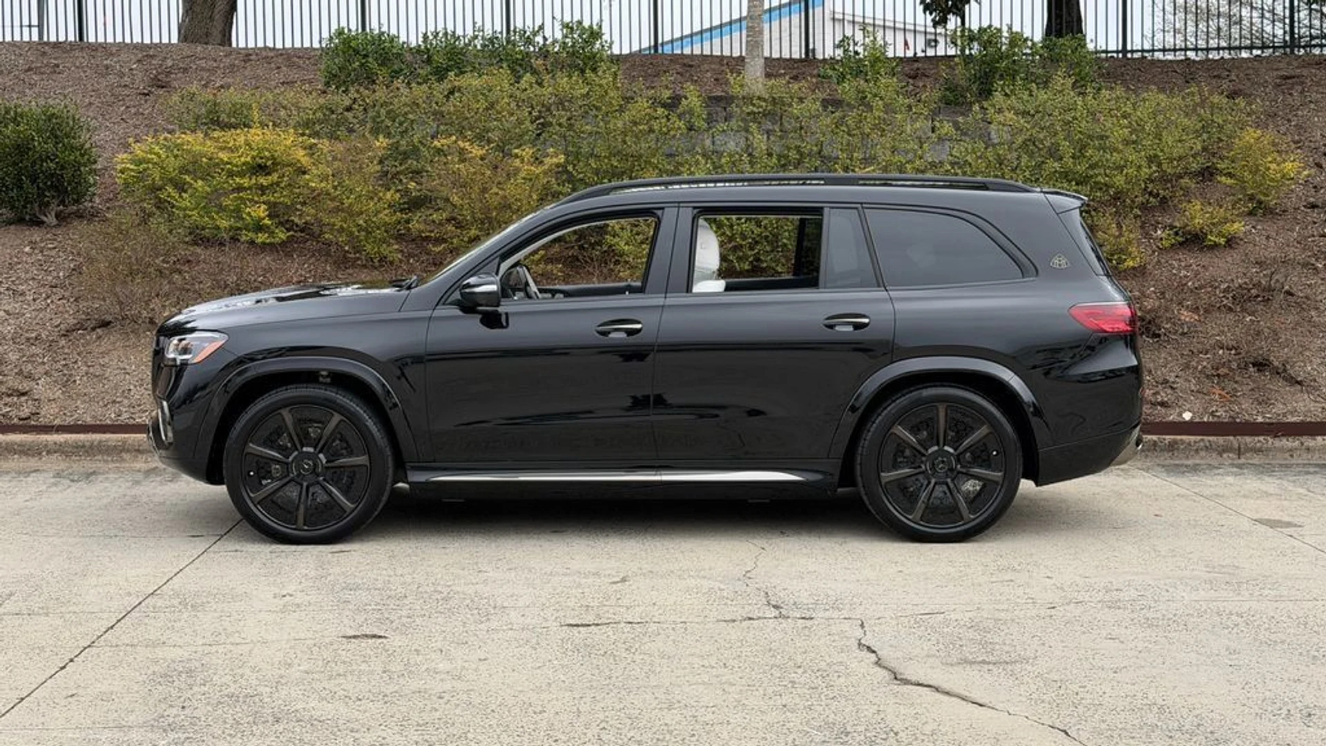 mph005_3788761325_b3d4820c31074432a33b8dc71baf8886_c2eab1ae16