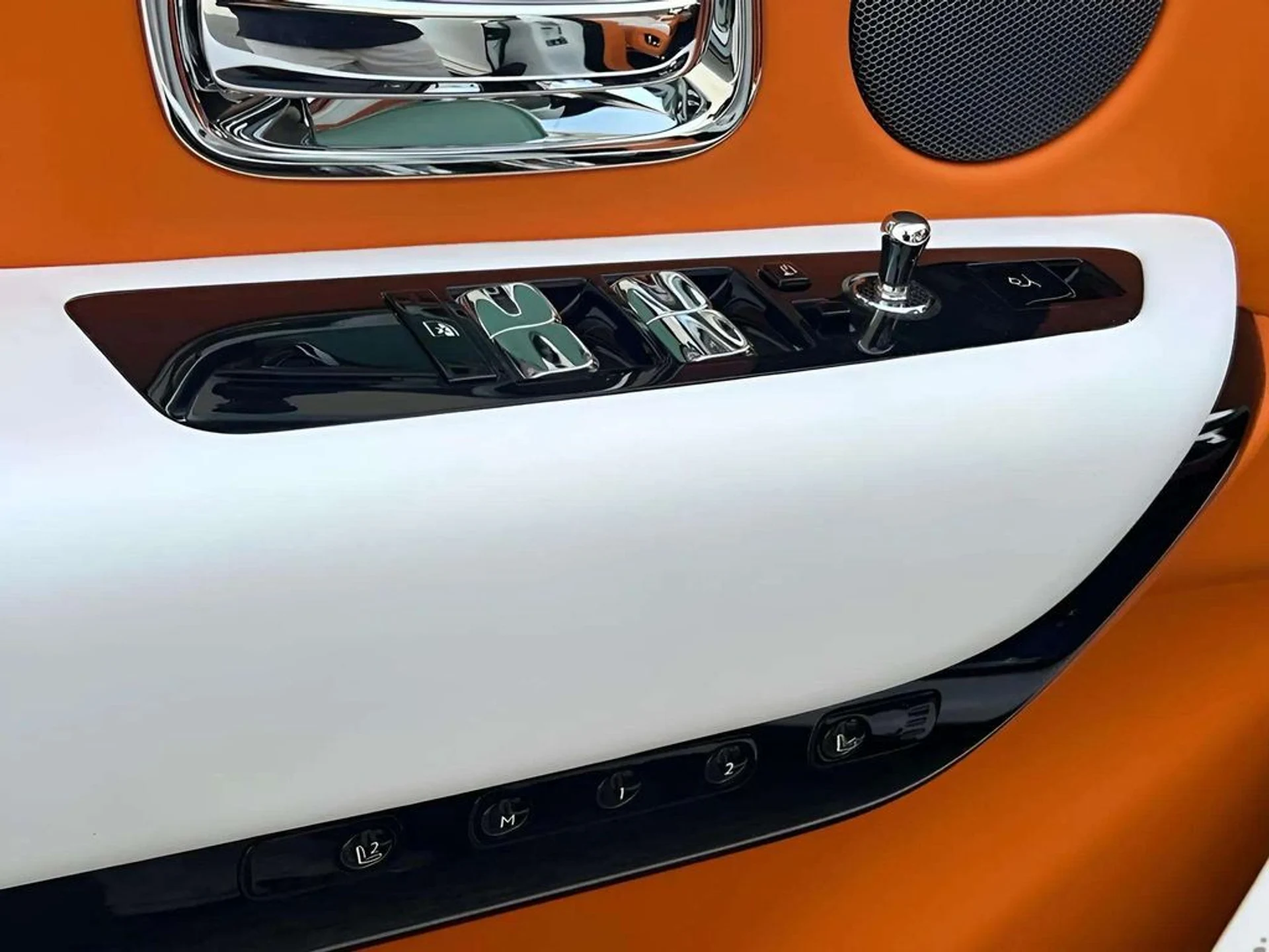 mph005_3796512743_e502523d69fe6aecb30e1a2fa477351ax_d8e4ebb915