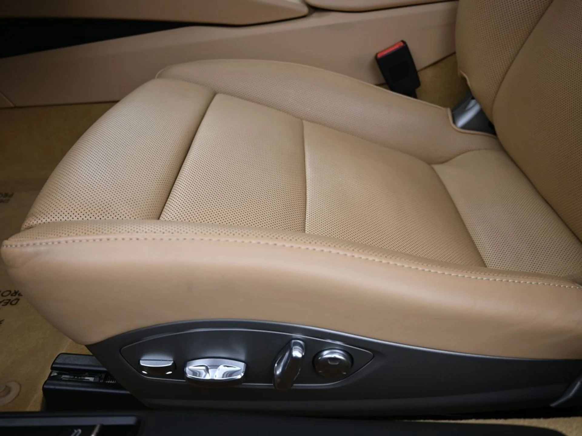 mph005_3798771766_803fa7dc68b8656735a577117dcf1588_313e53a1ce