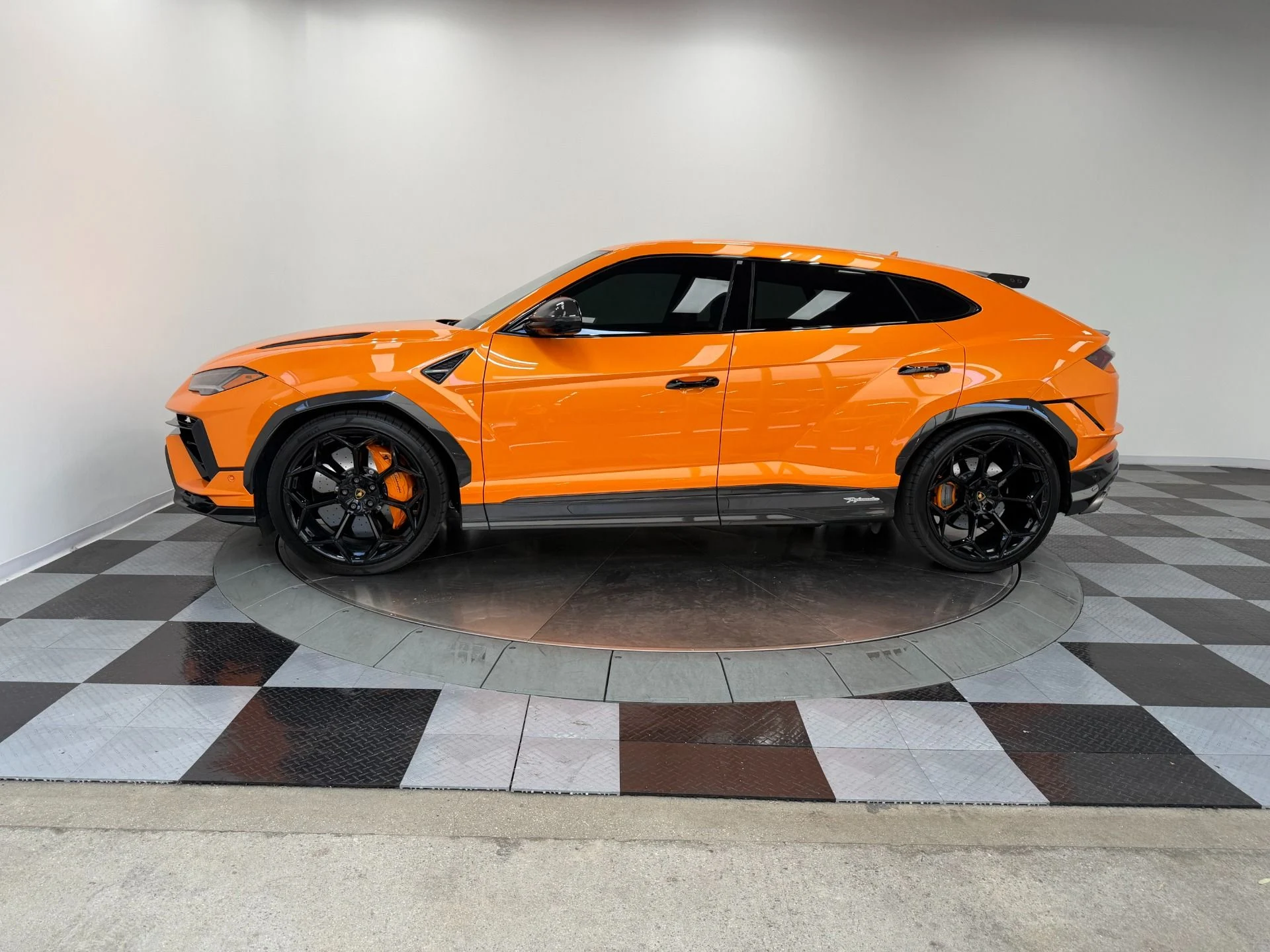 mph005_3798872883_Used_2024_Lamborghini_Urus_Performante_72_K_in_Options_3_D_Audio_Full_Carbon_Exterior_Package_1782147478_af9f89272c