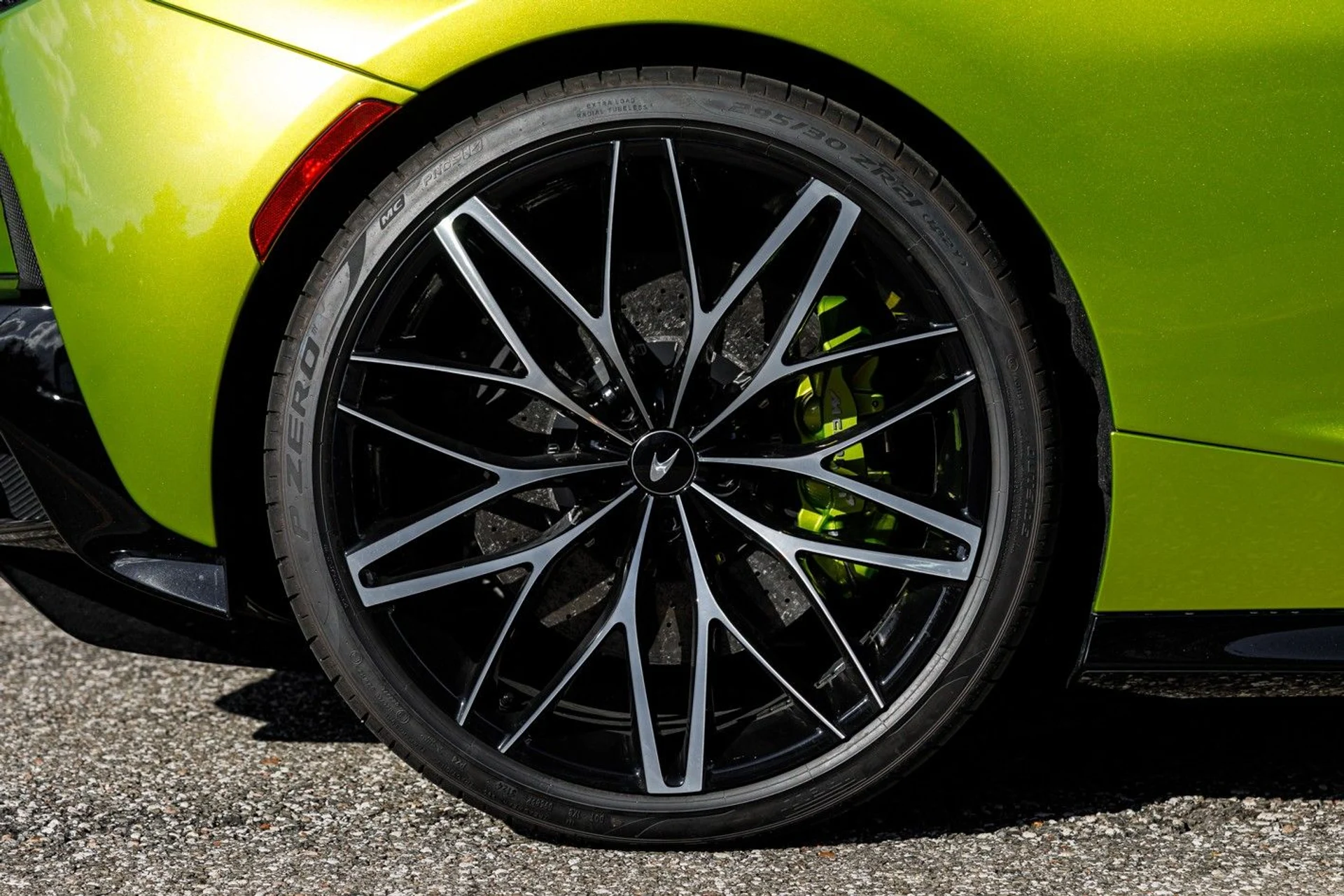 mph005_3799871518_462_p6_l_88d677d9a2