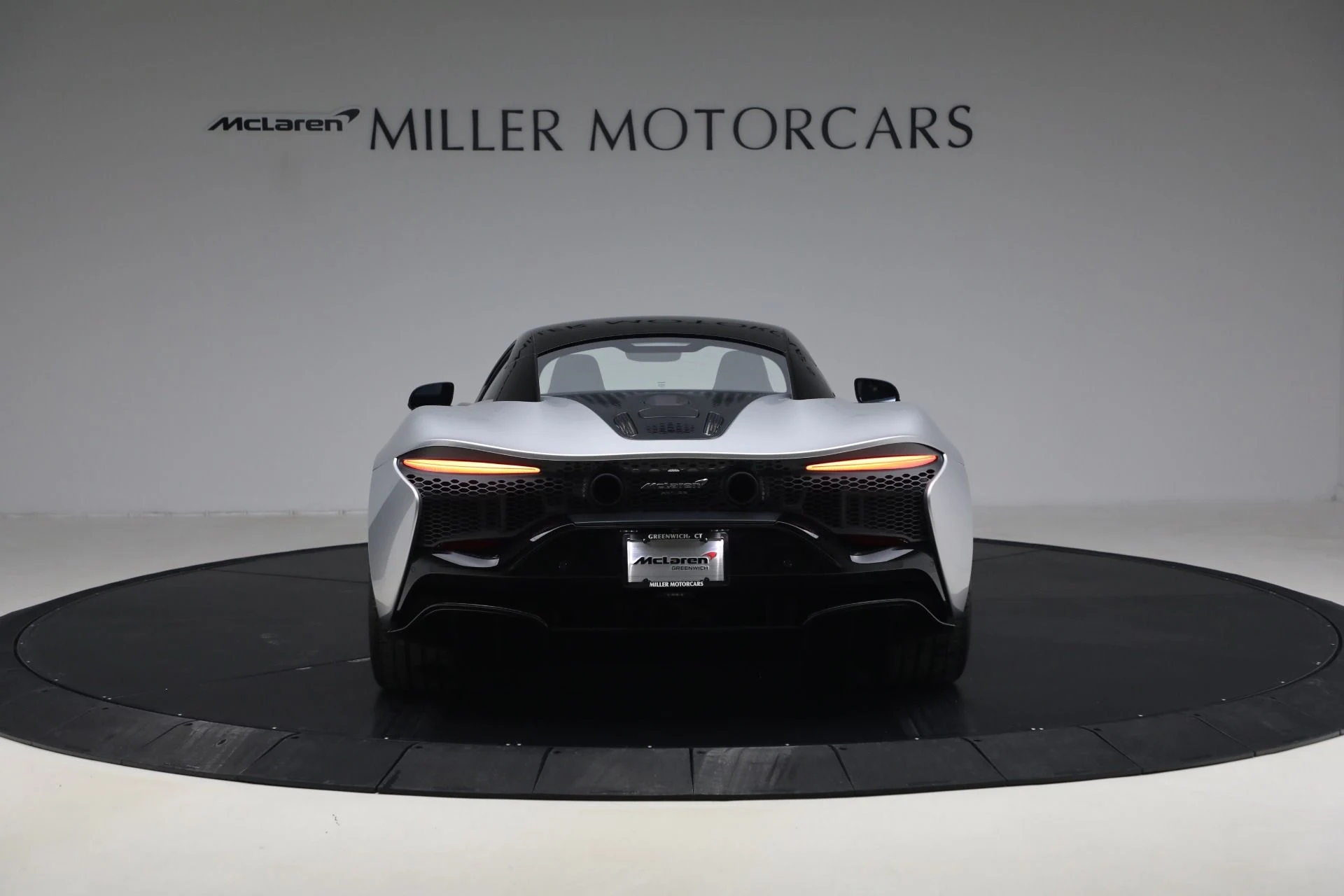 mph005_3802877637_Used_2023_Mc_Laren_Artura_Tech_Lux_32dd8d63f2