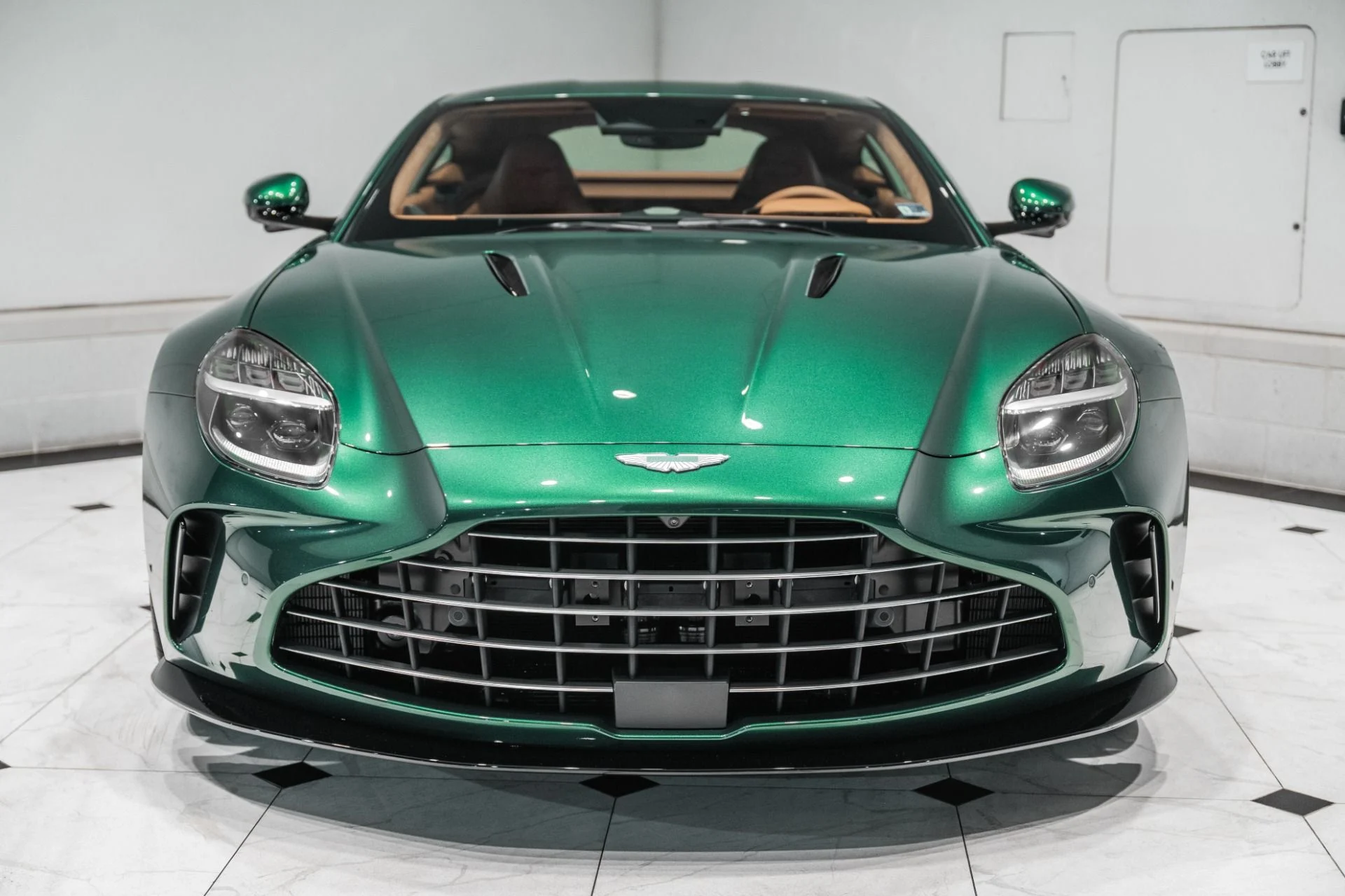 mph005_381623630_New_2026_Aston_Martin_Vantage_S_1790177478_c5a7aa51cf