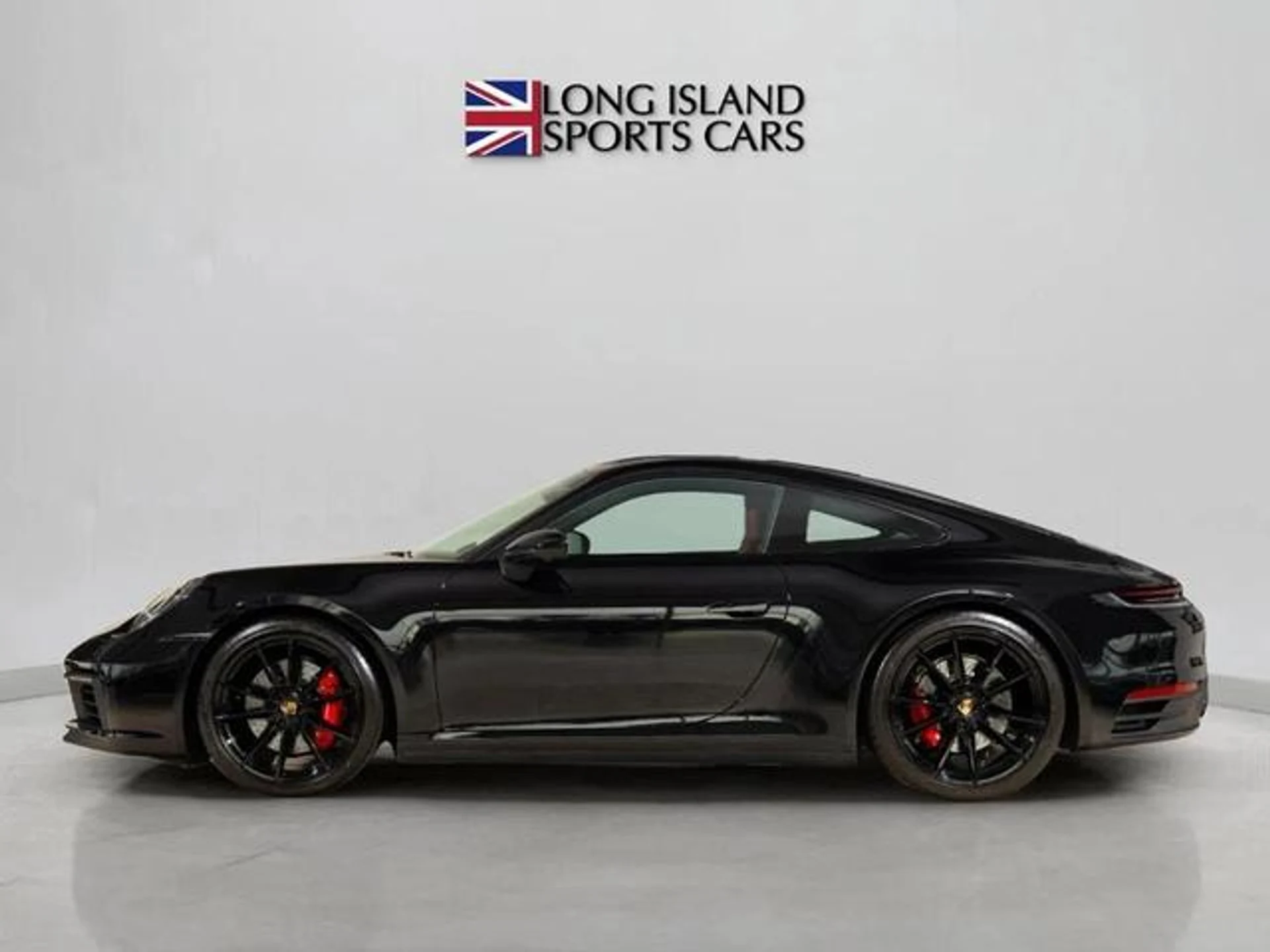 mph005_38189937_nsn_BB_Yat_Pg_K2_B01_d6_Dmq_J_FOHQ_ad34f8856d