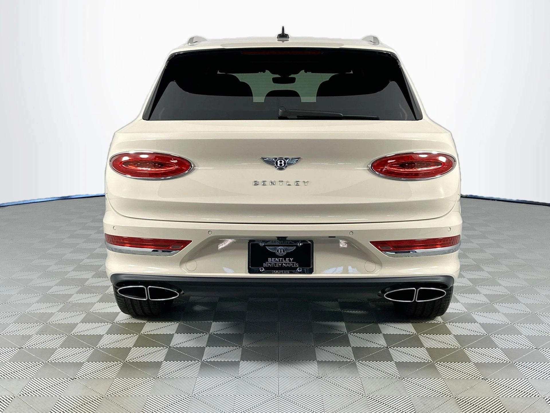 mph005_382731488_6_384a58fec8