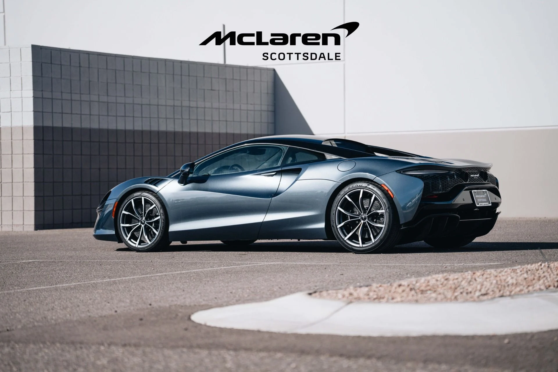 mph005_3830054559_Used_2023_MCLAREN_ARTURA_Tech_Lux_1732172355_d27db25fc5