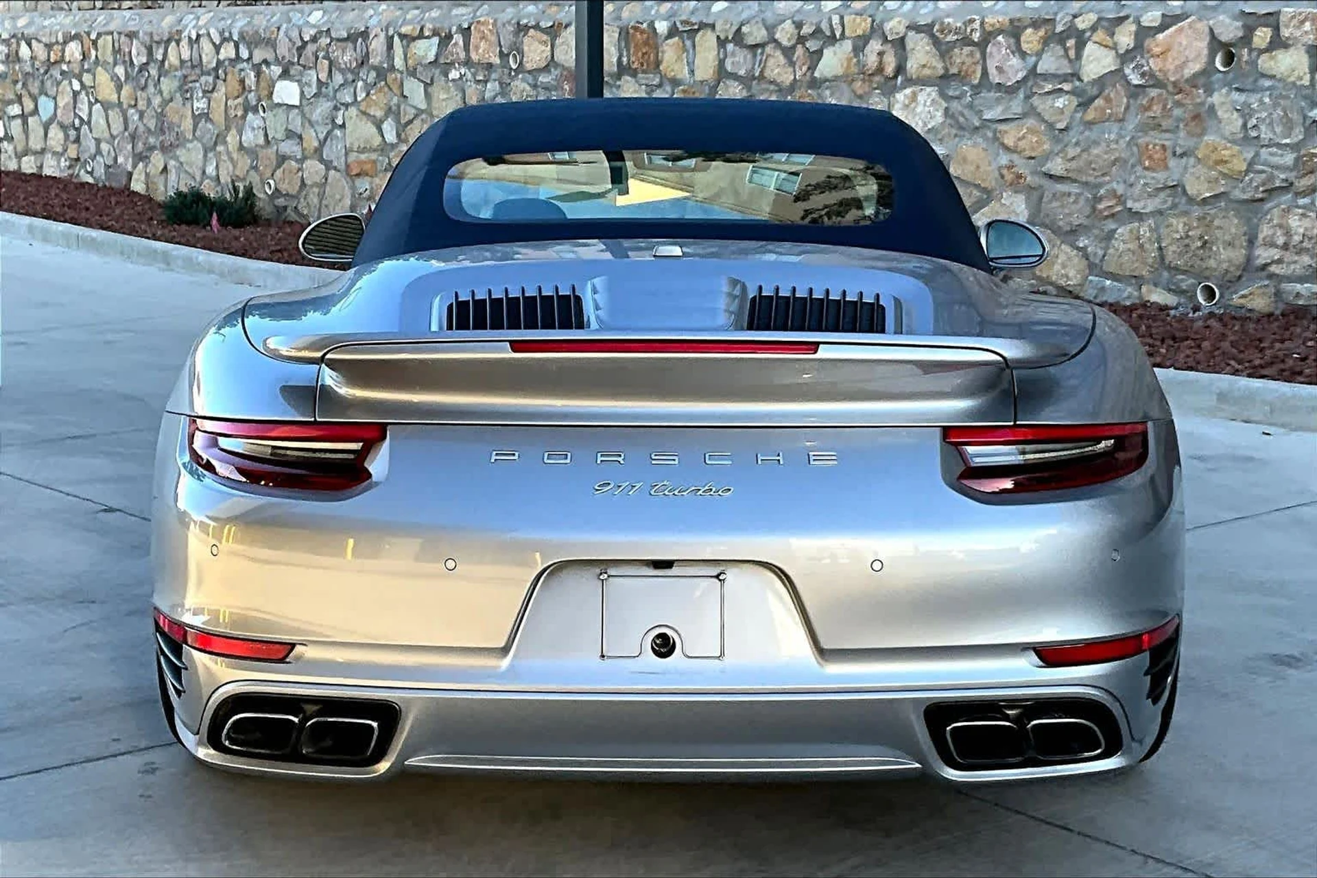 mph005_3848891414_6a410ec63e12a52c8193db599627b4e7_b9226b9414