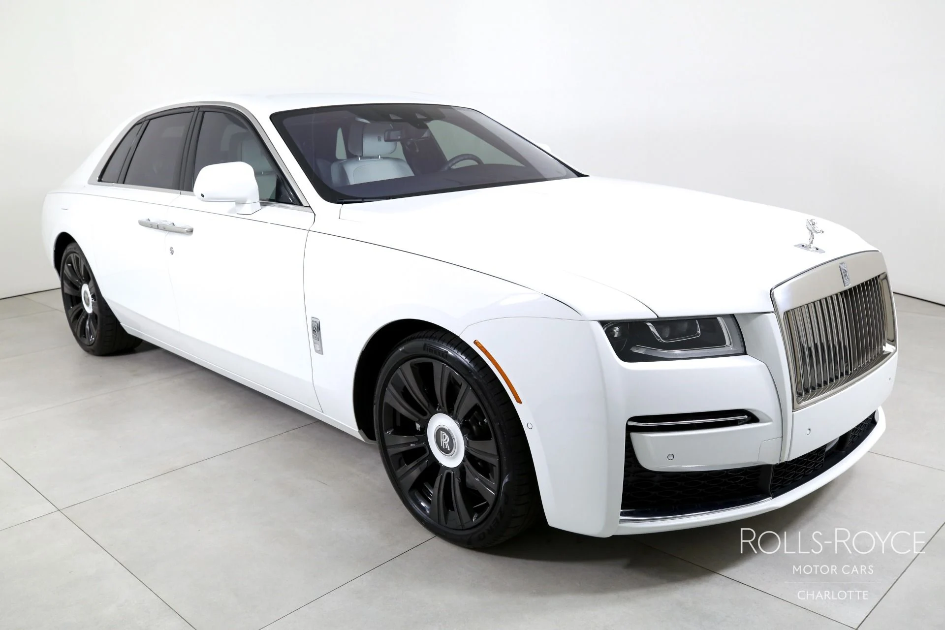 mph005_3850135746_Used_2021_Rolls_Royce_Ghost_1787242896_3db3fb7db5